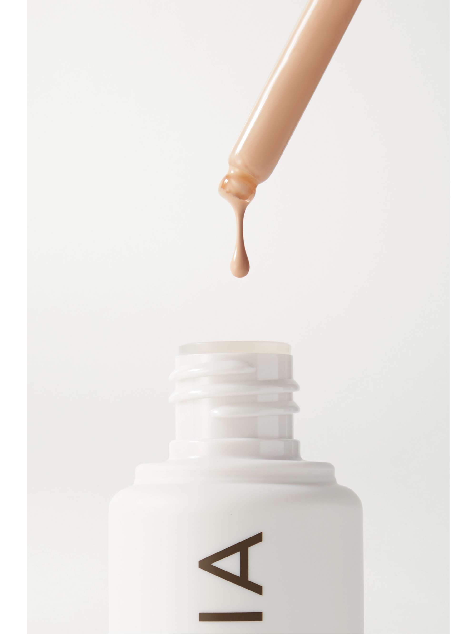 ILIA Super Serum Skin Tint SPF40 - Bom Bom ST5, 30ml