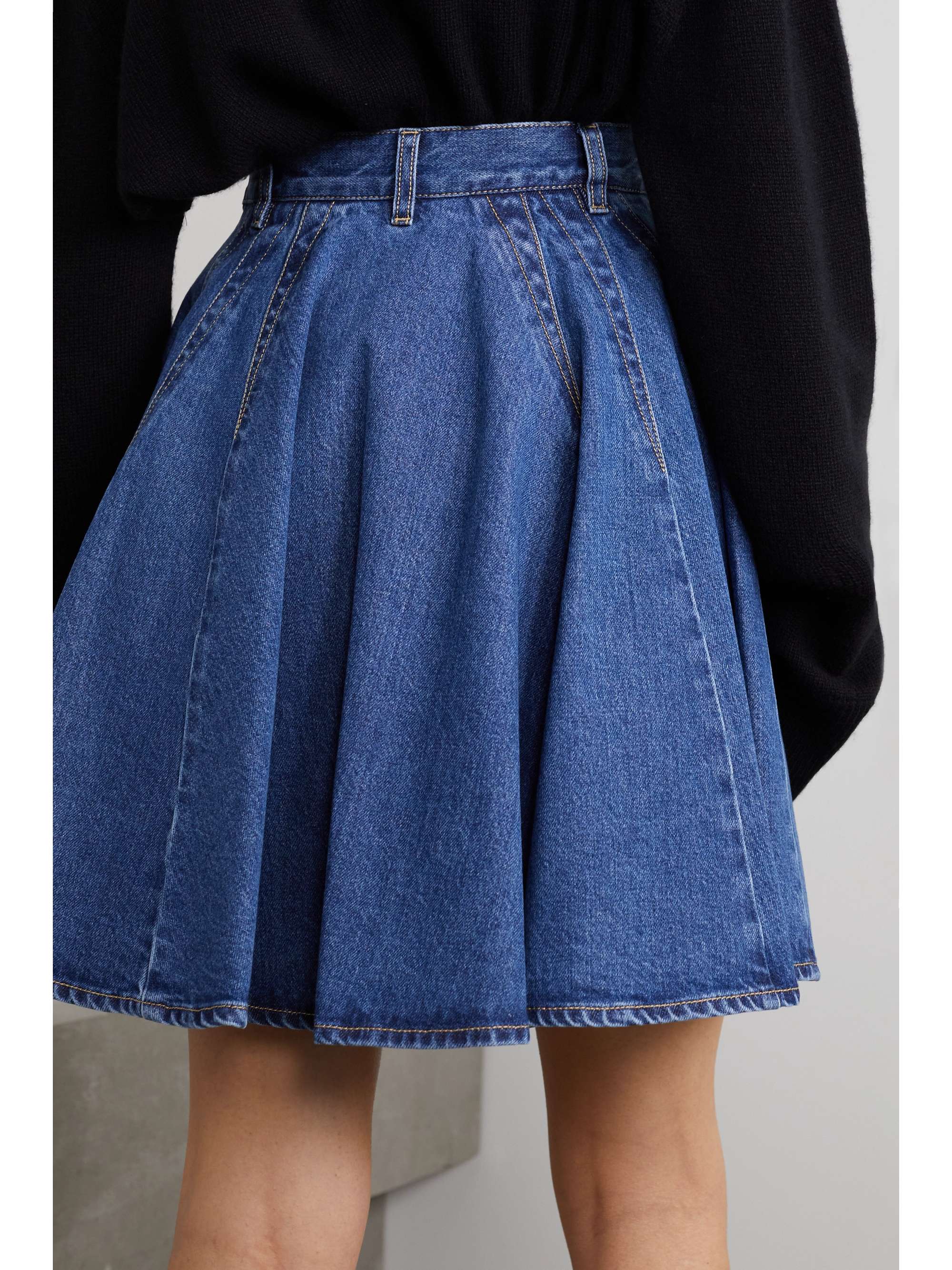 Mid denim Pleated denim mini skirt 