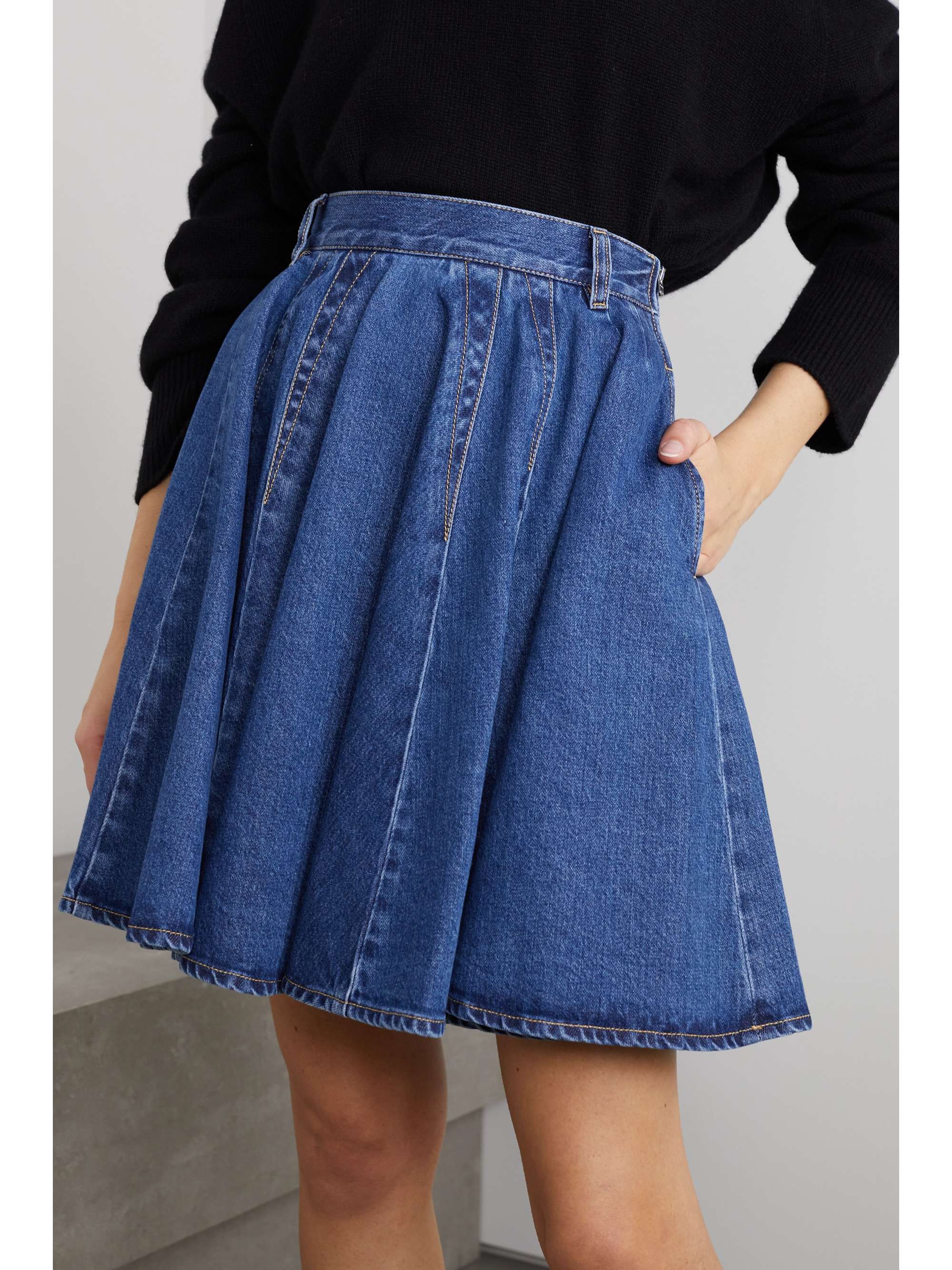 Mid denim Pleated denim mini skirt 
