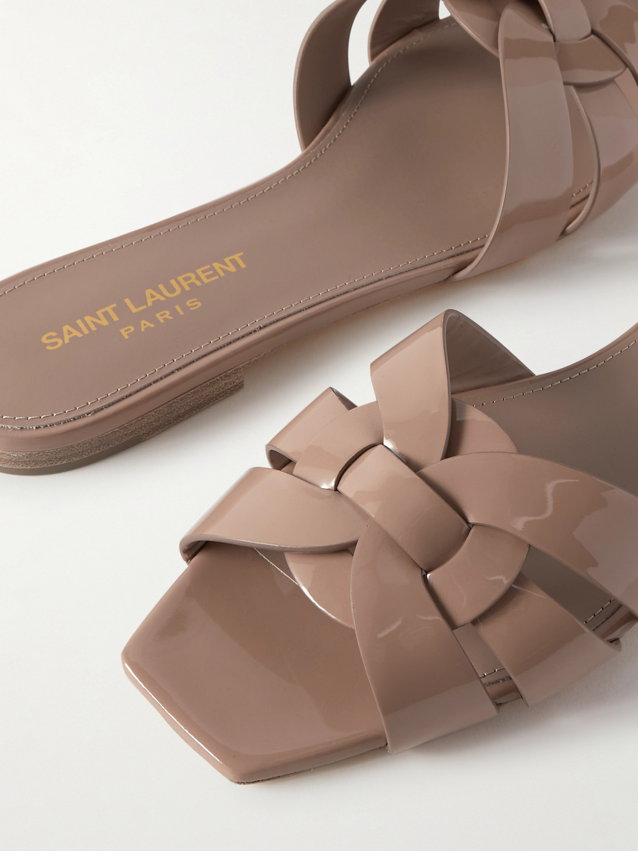 Saint Laurent Nu Pieds Woven Patent-leather Slides In Neutrals