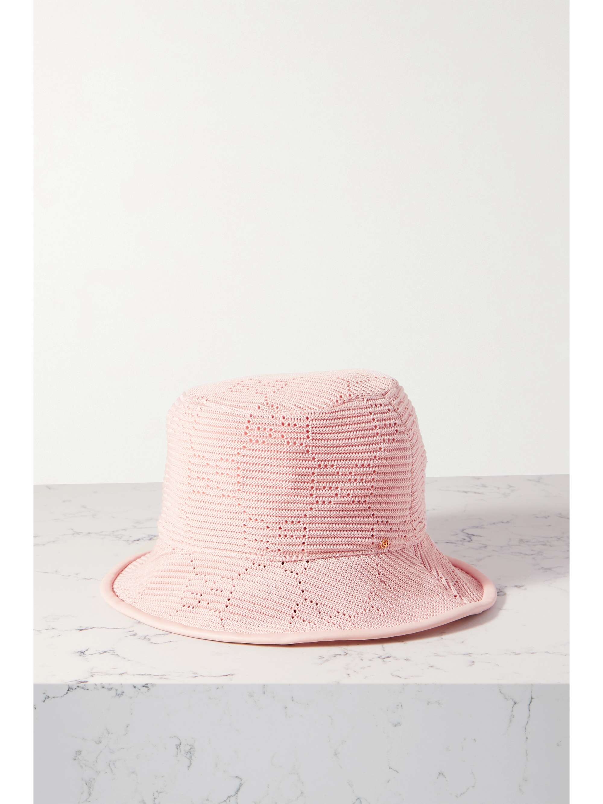gucci bucket hat pink