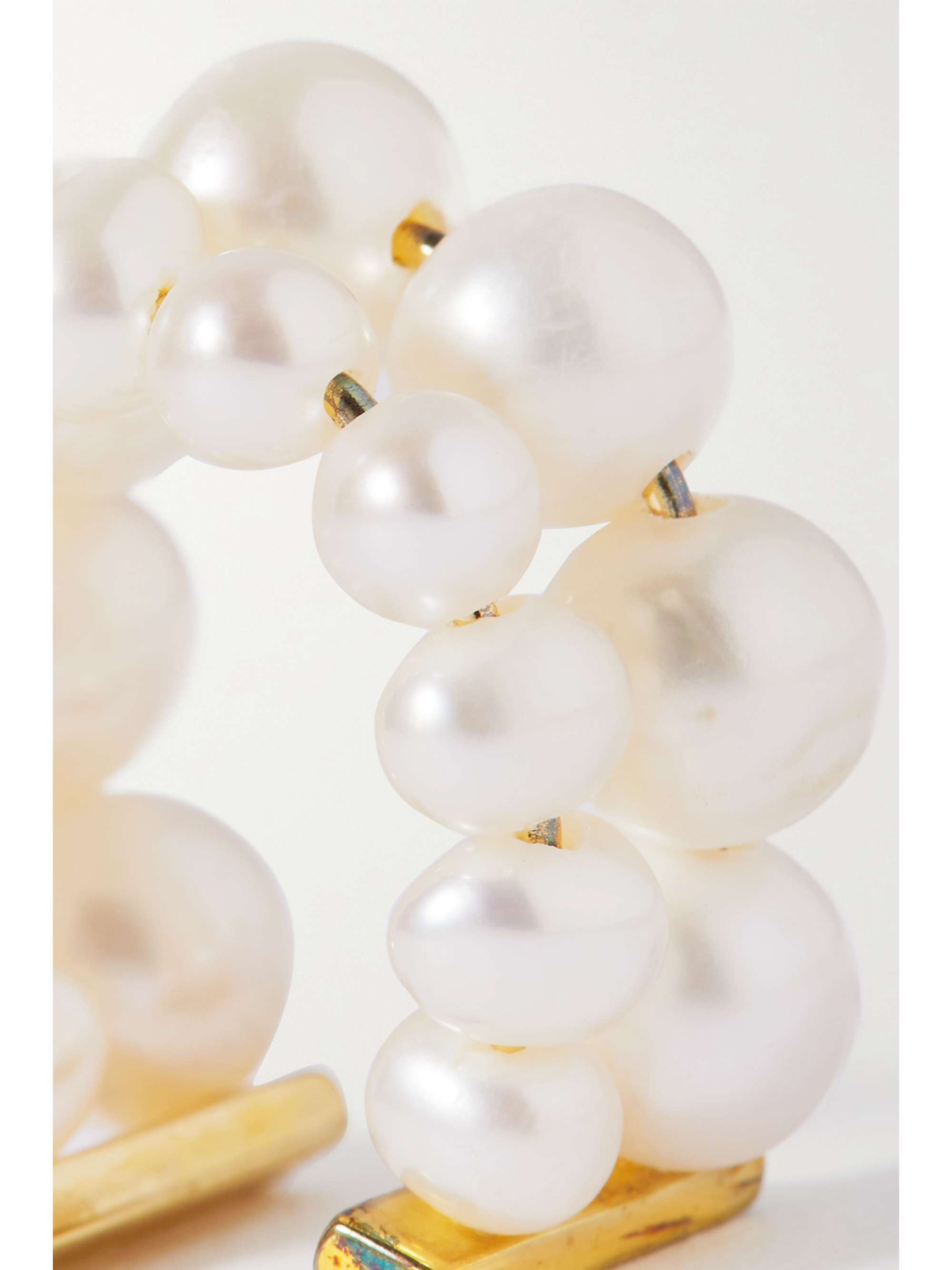 COMPLETEDWORKS Gold-plated pearl ear cuff