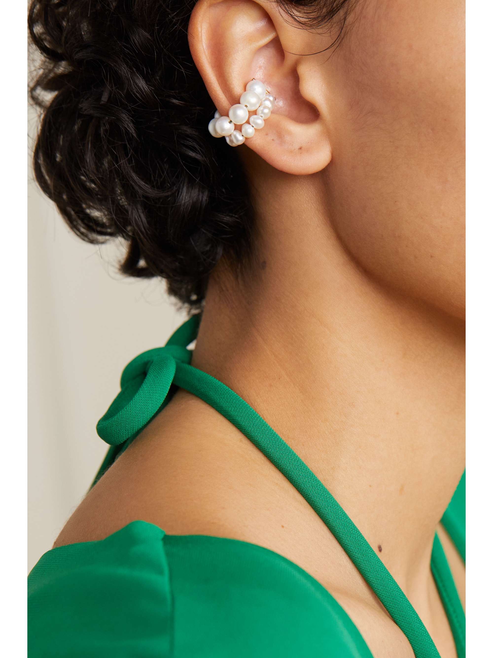 COMPLETEDWORKS Gold-plated pearl ear cuff