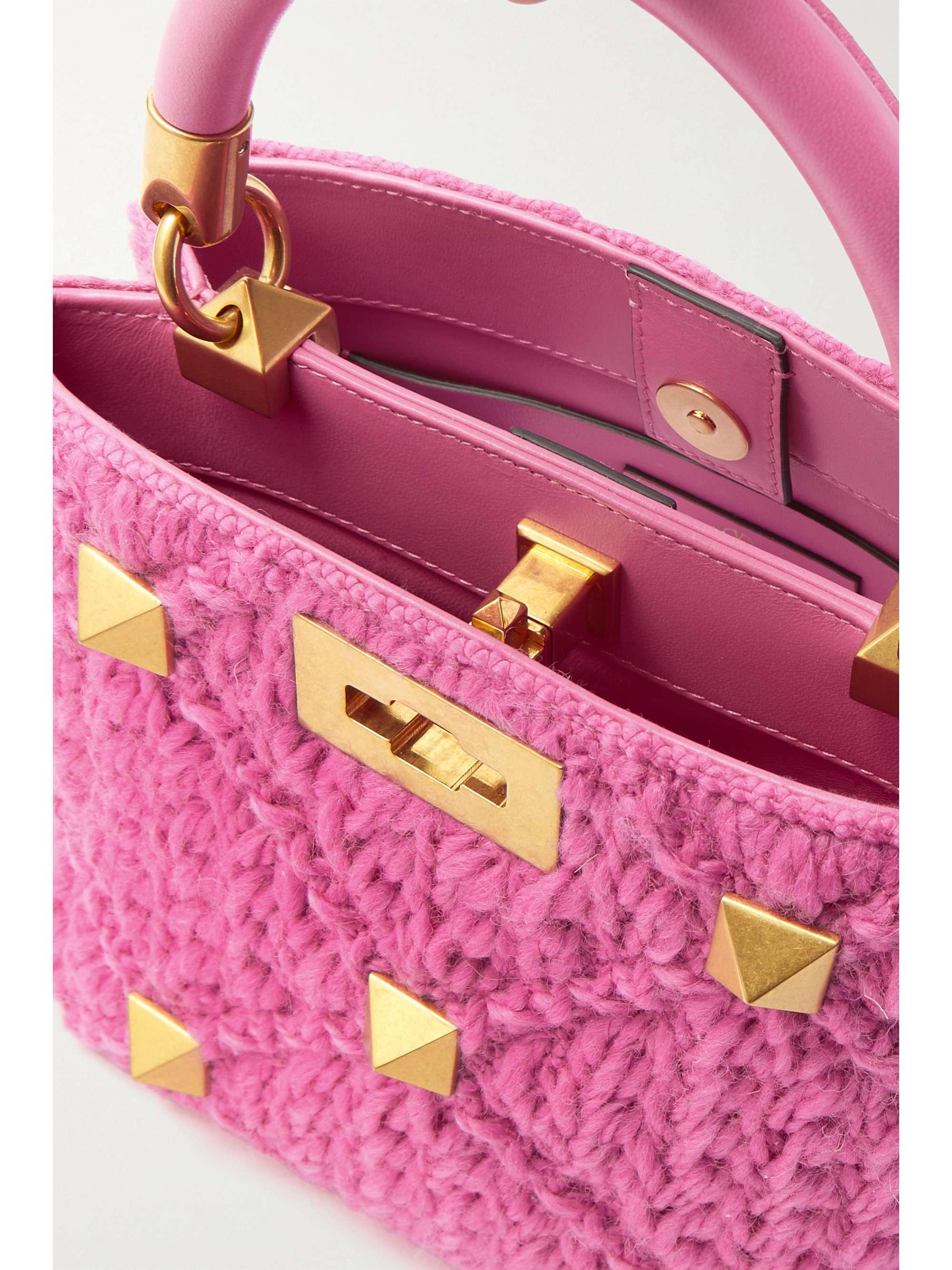 VALENTINO GARAVANI Valentino Garavani Roman Stud kleine Tote aus gestepptem Leder