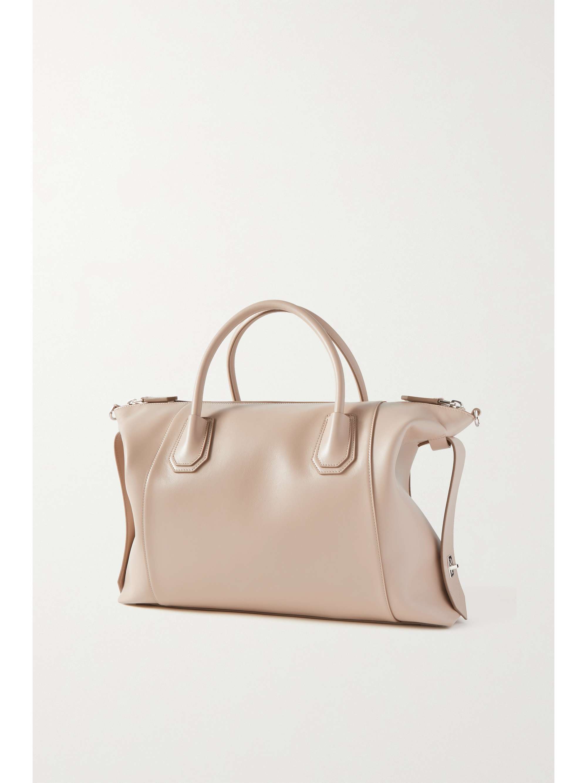 GIVENCHY Antigona Soft medium leather tote