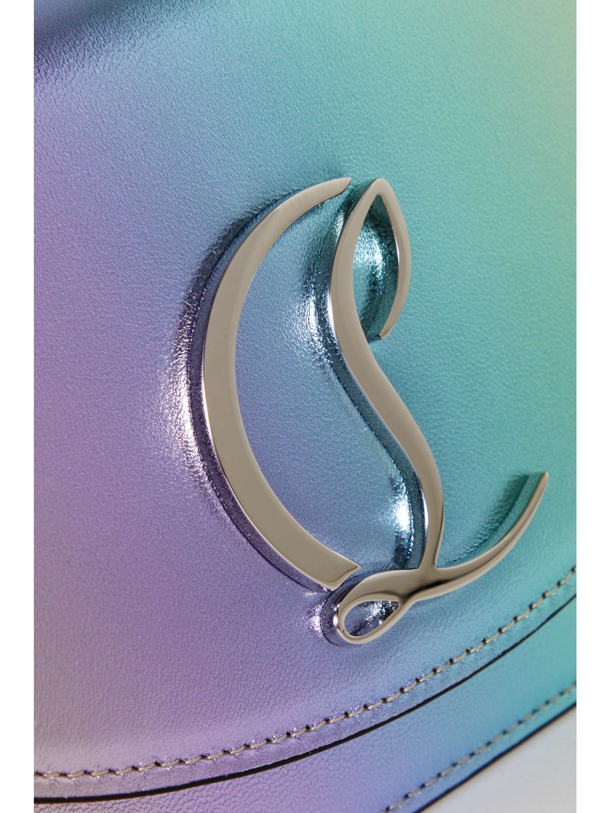 CHRISTIAN LOUBOUTIN Loubi54 Clutch aus changierendem Leder