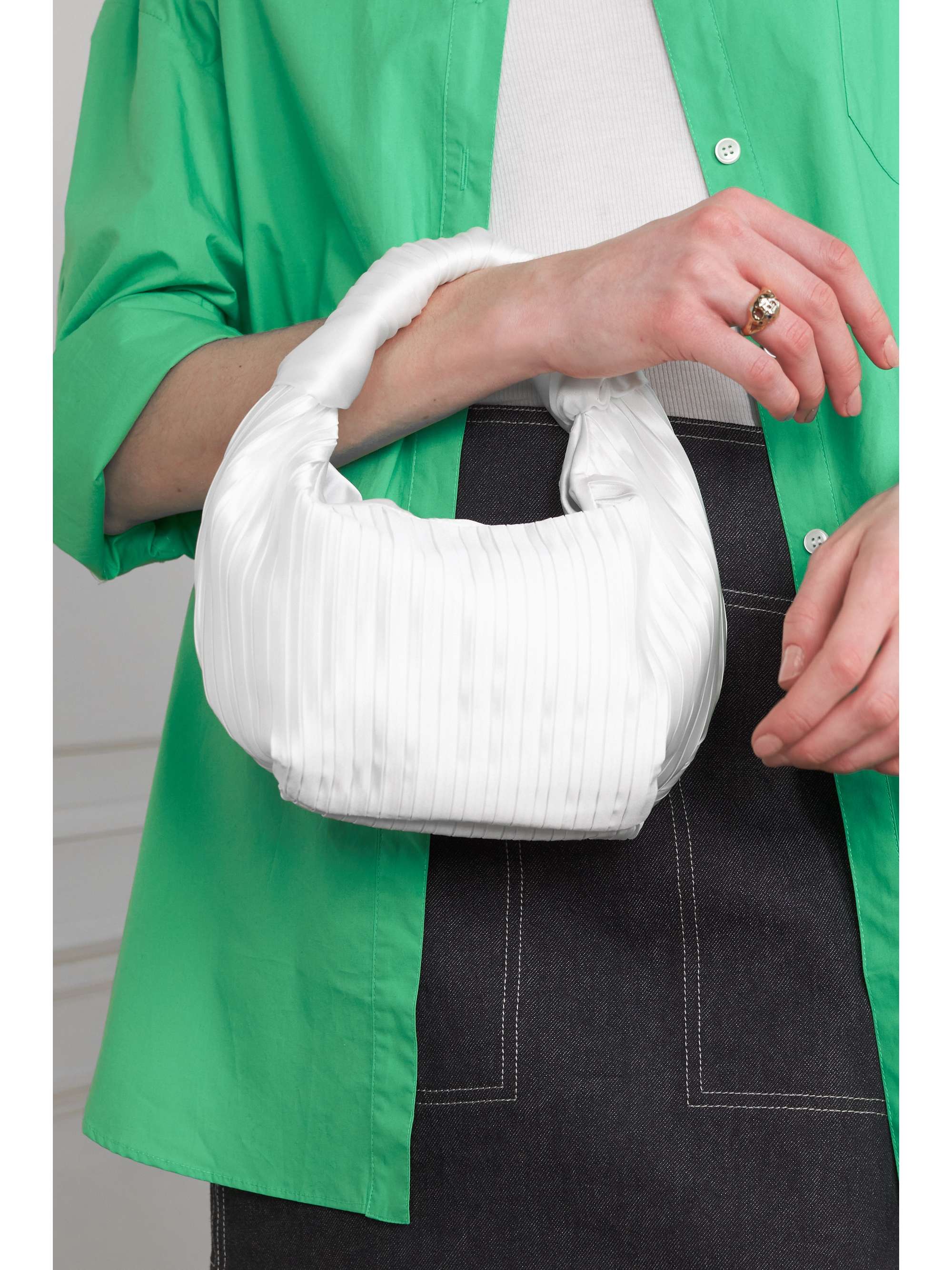 Neptune Mini Tote của Neous