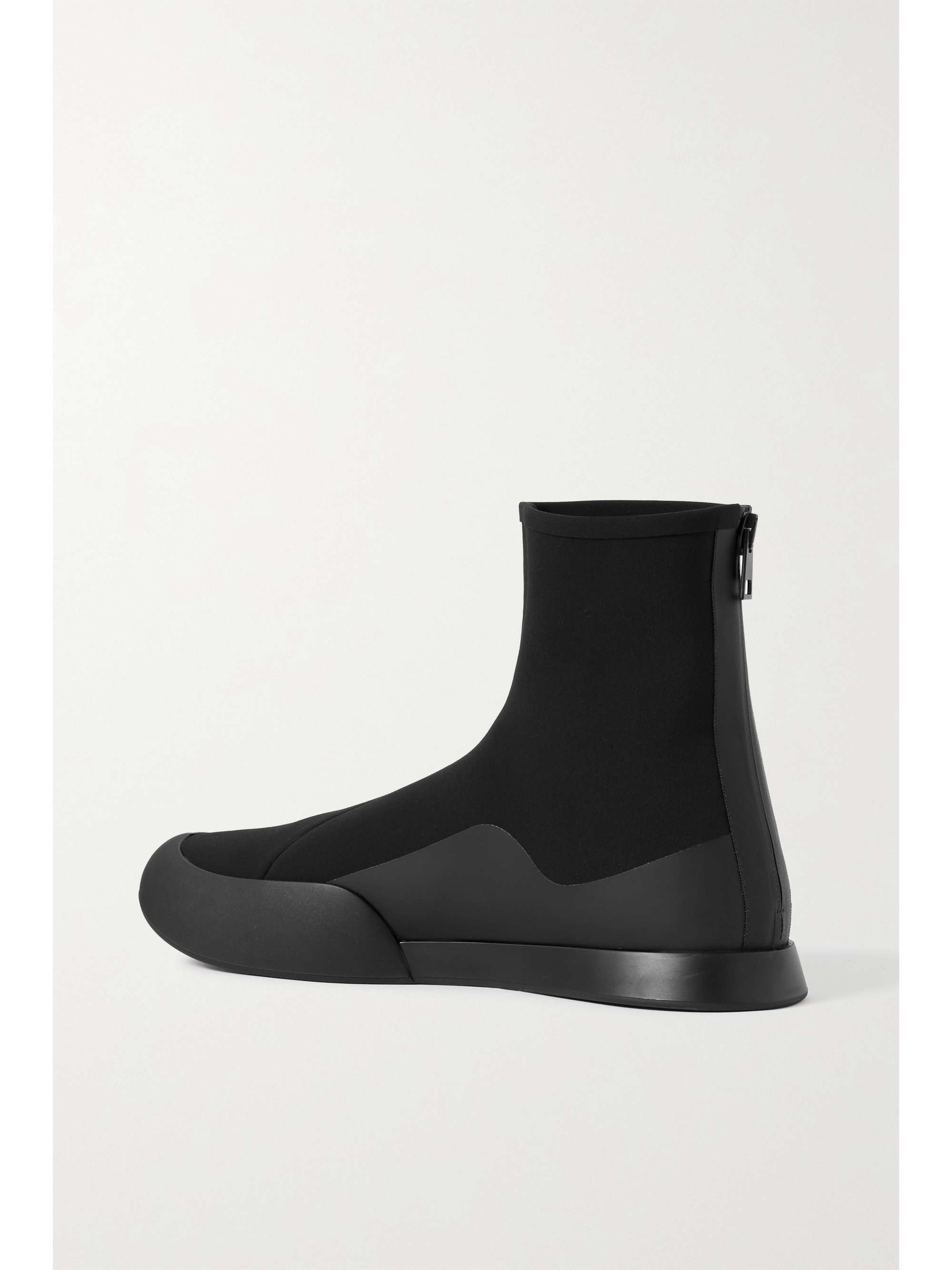 Ankle Boots aus Scuba mit Gummibesätzen