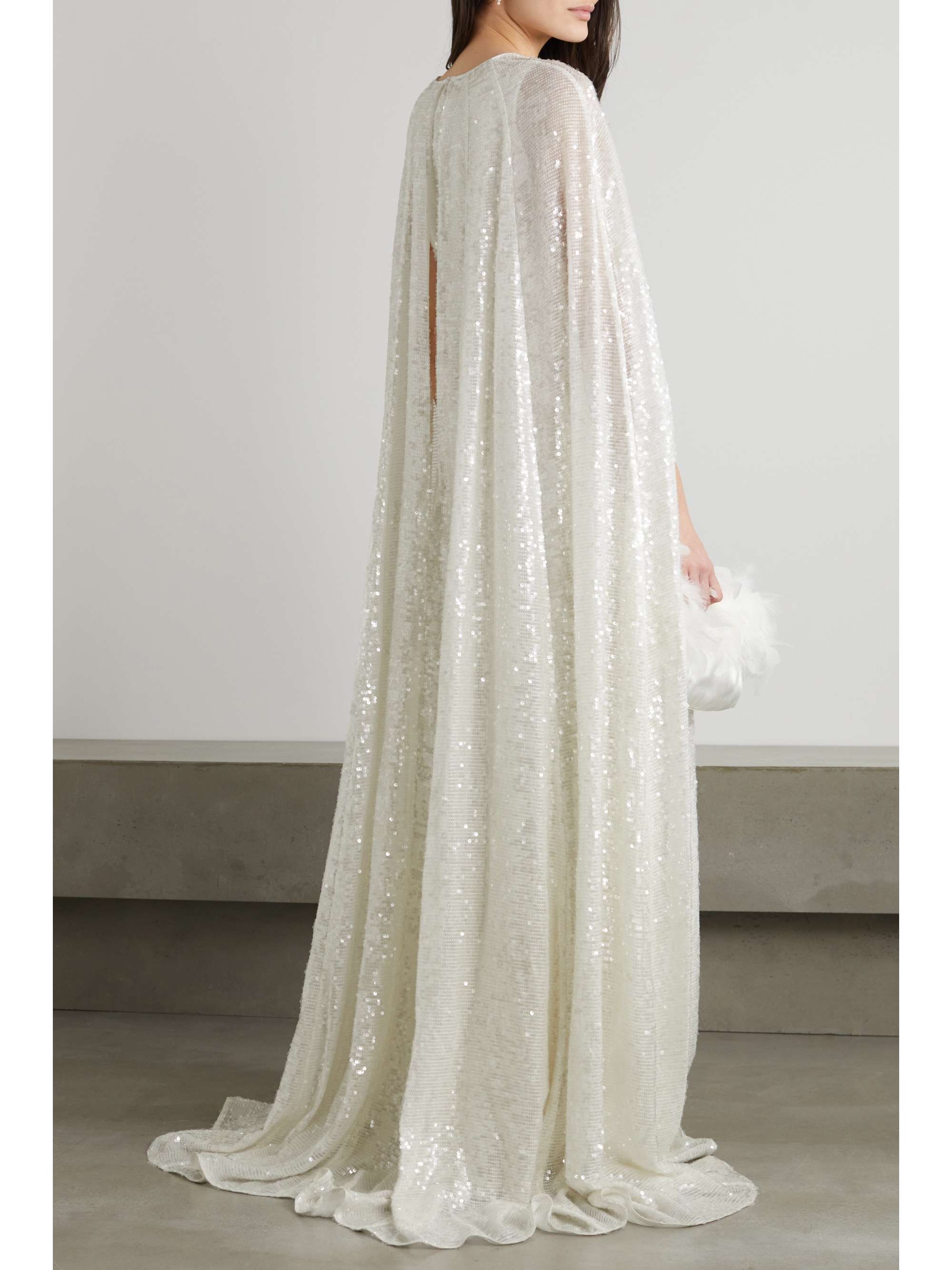 ERDEM Kenley geraffte Robe aus Chiffon mit Pailletten und Cape-Effekt