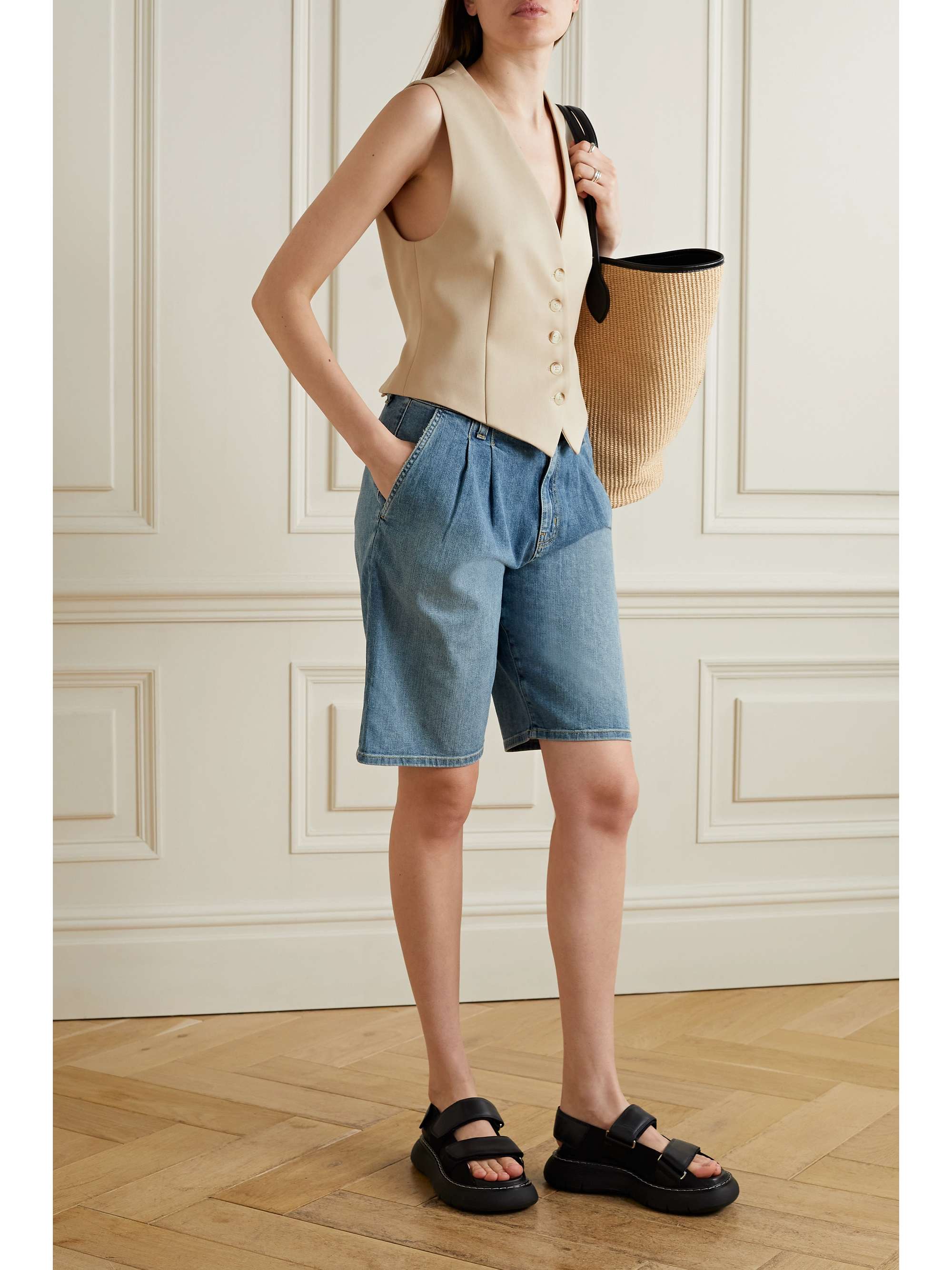 NILI LOTAN Julie pleated denim shorts