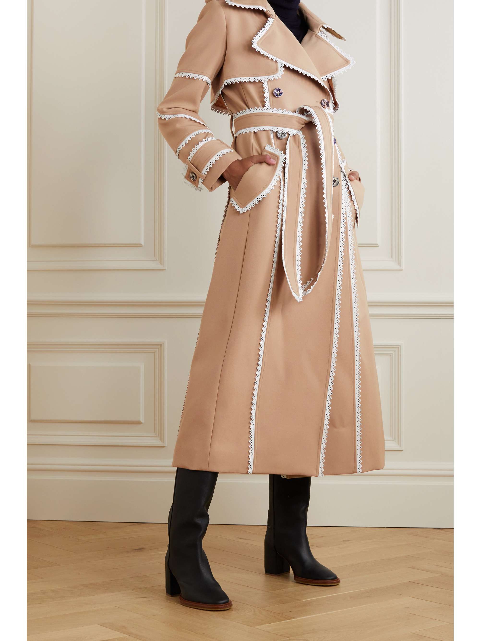 Áo khoác trench coat của CHLOÉ