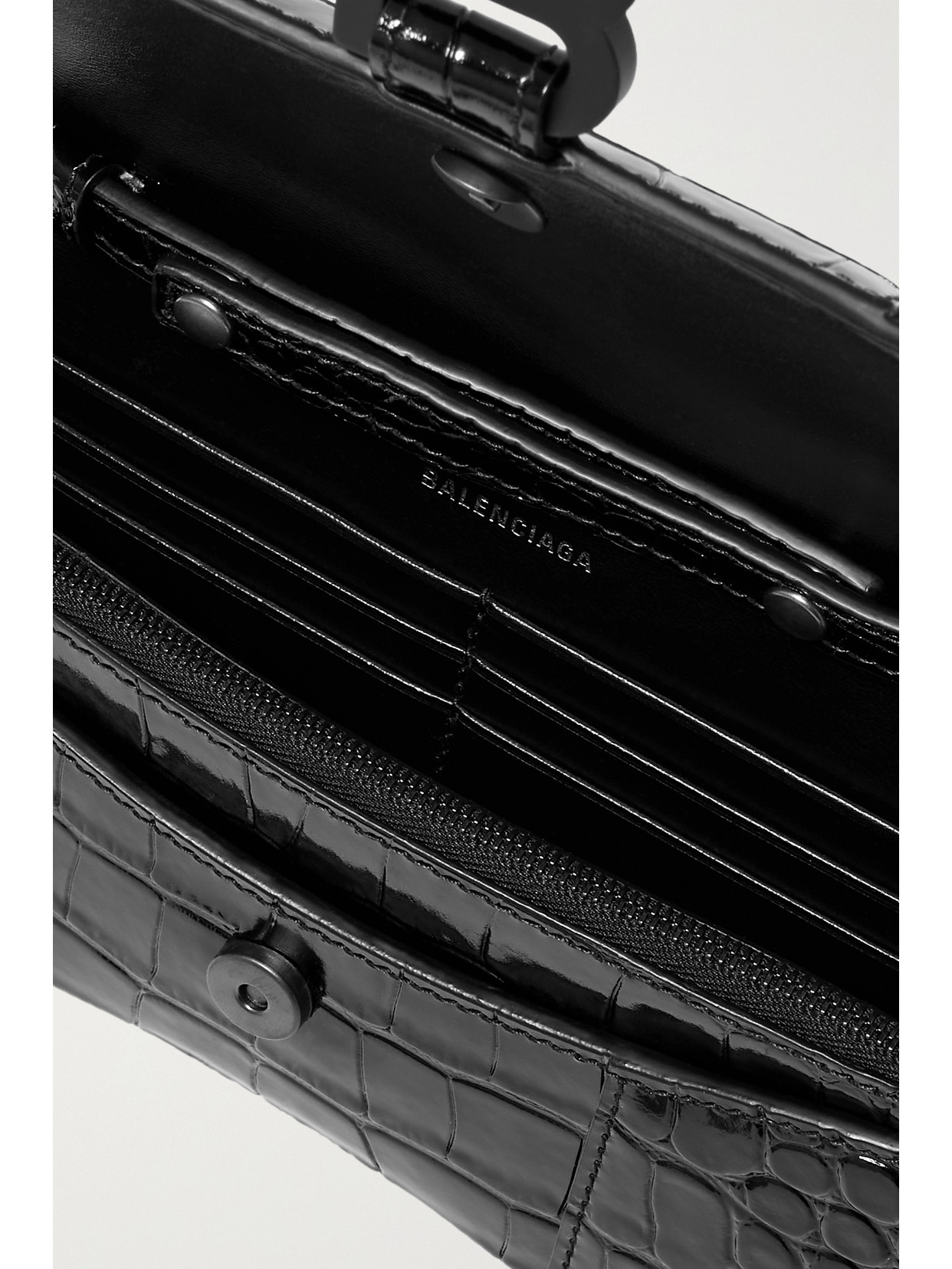 Balenciaga Green Leather Shoulder Handbag With Magnetic Closure And Metal Details In Black