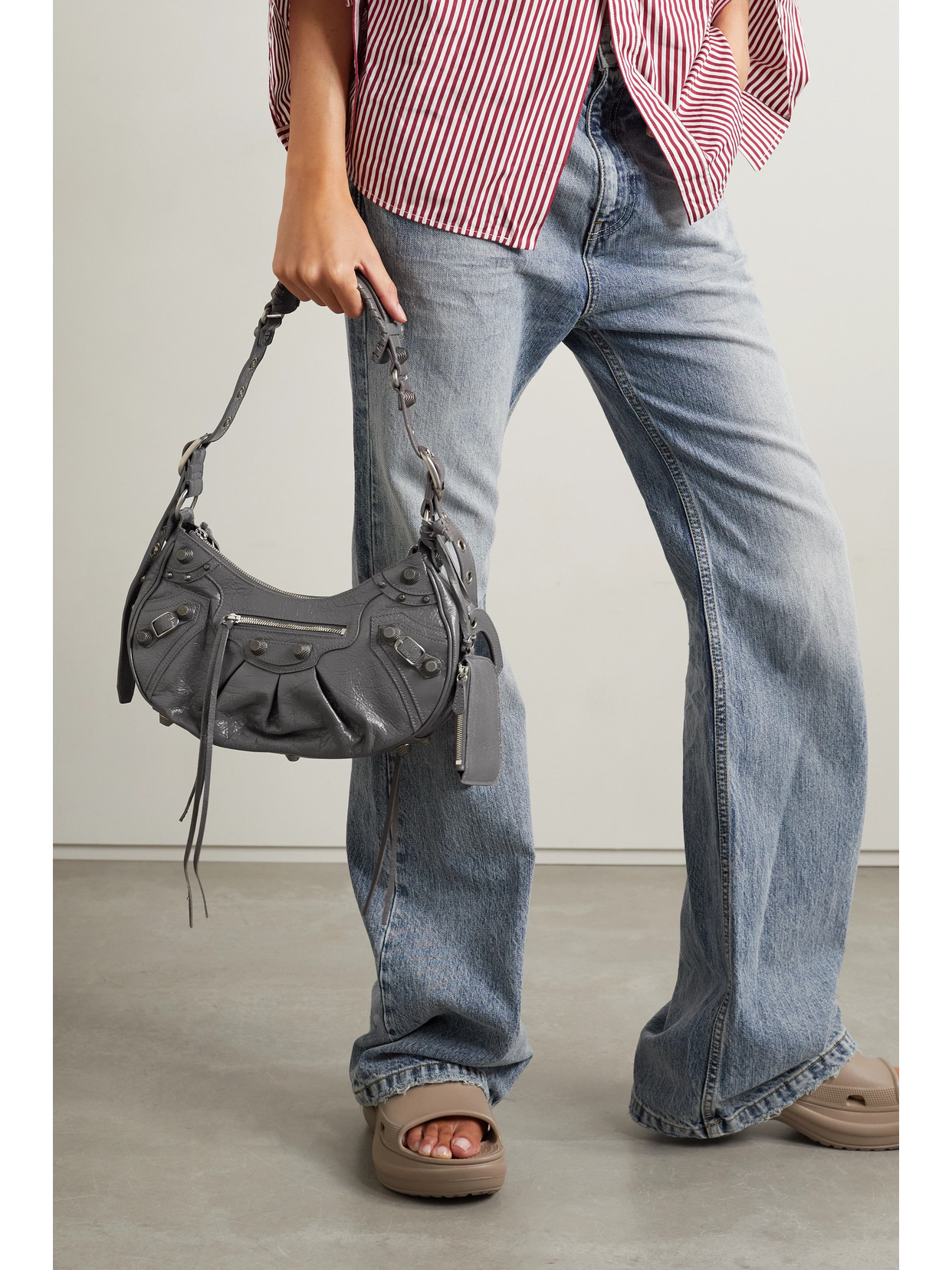 le cagole mini leather crossbody bag