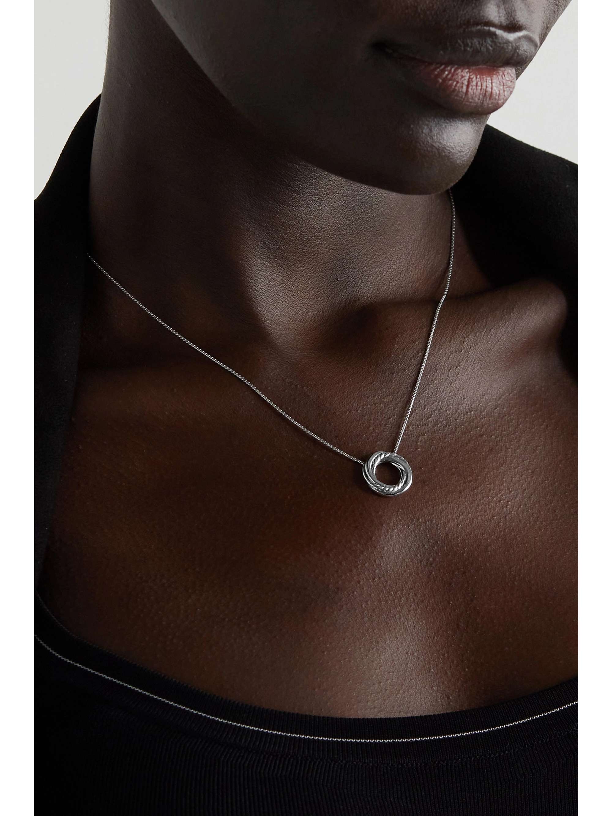 DAVID YURMAN عقد Crossover من الذهب عيار 18 قيراطاً والألماس