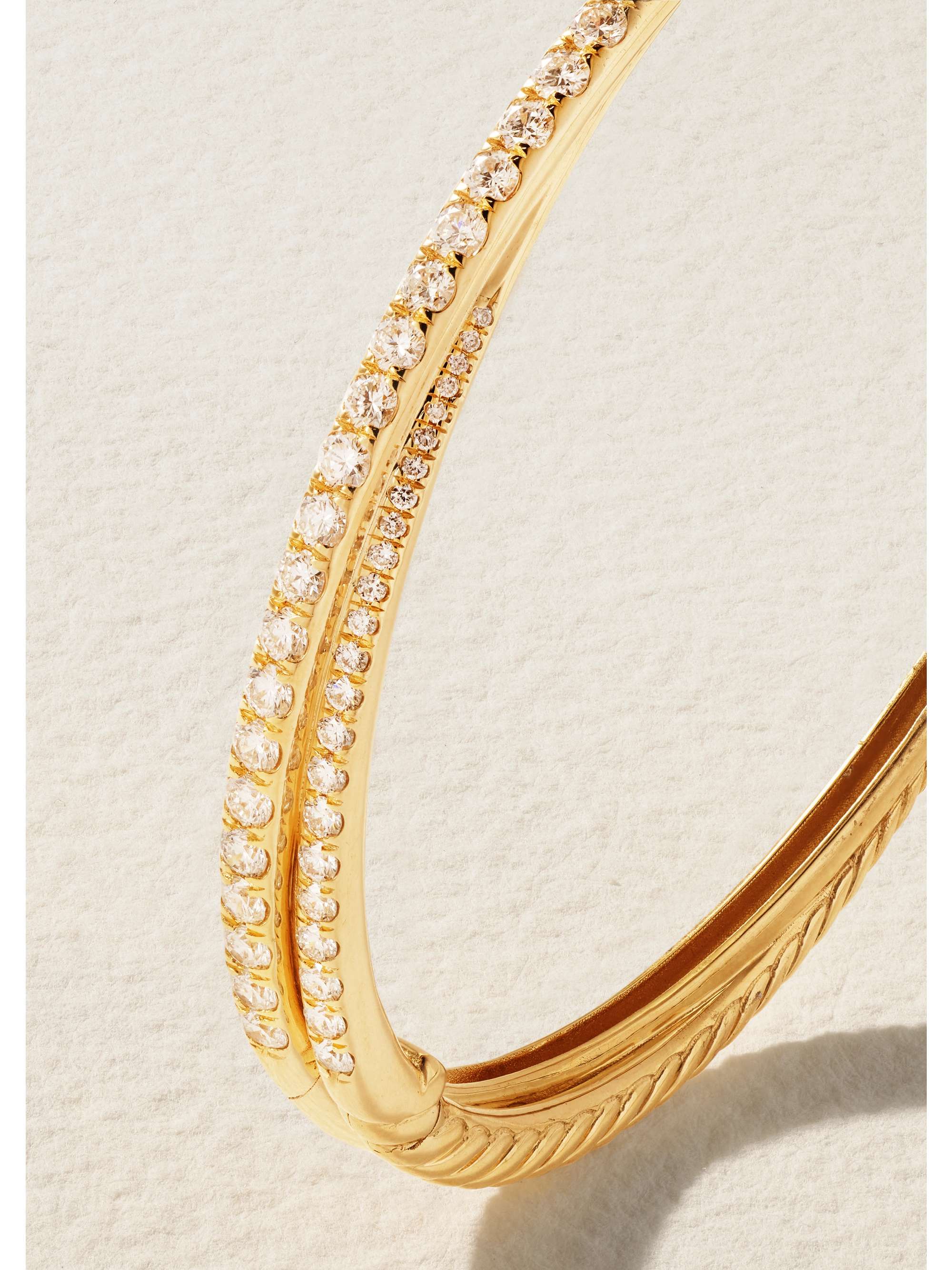 DAVID YURMAN Crossover Armreif aus 18 Karat Gold mit Diamanten