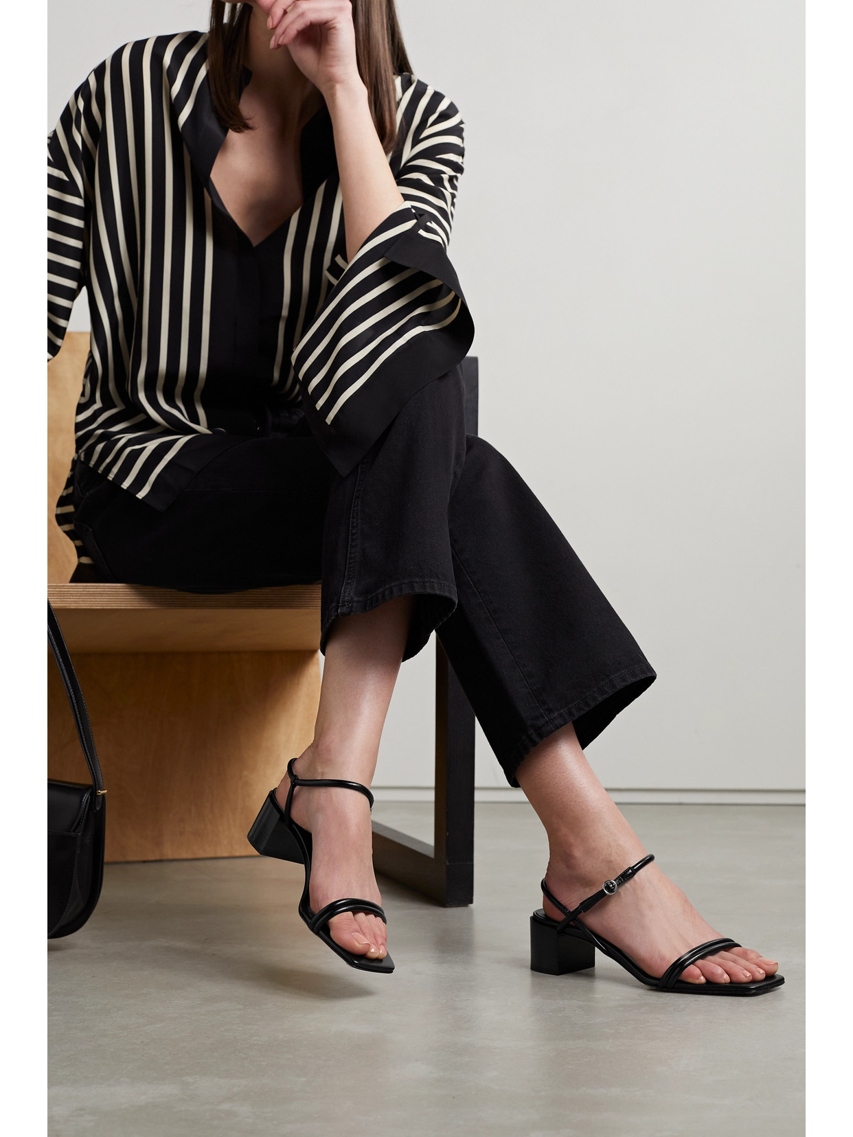 Aeyde Estelle Leather Sandals In Black