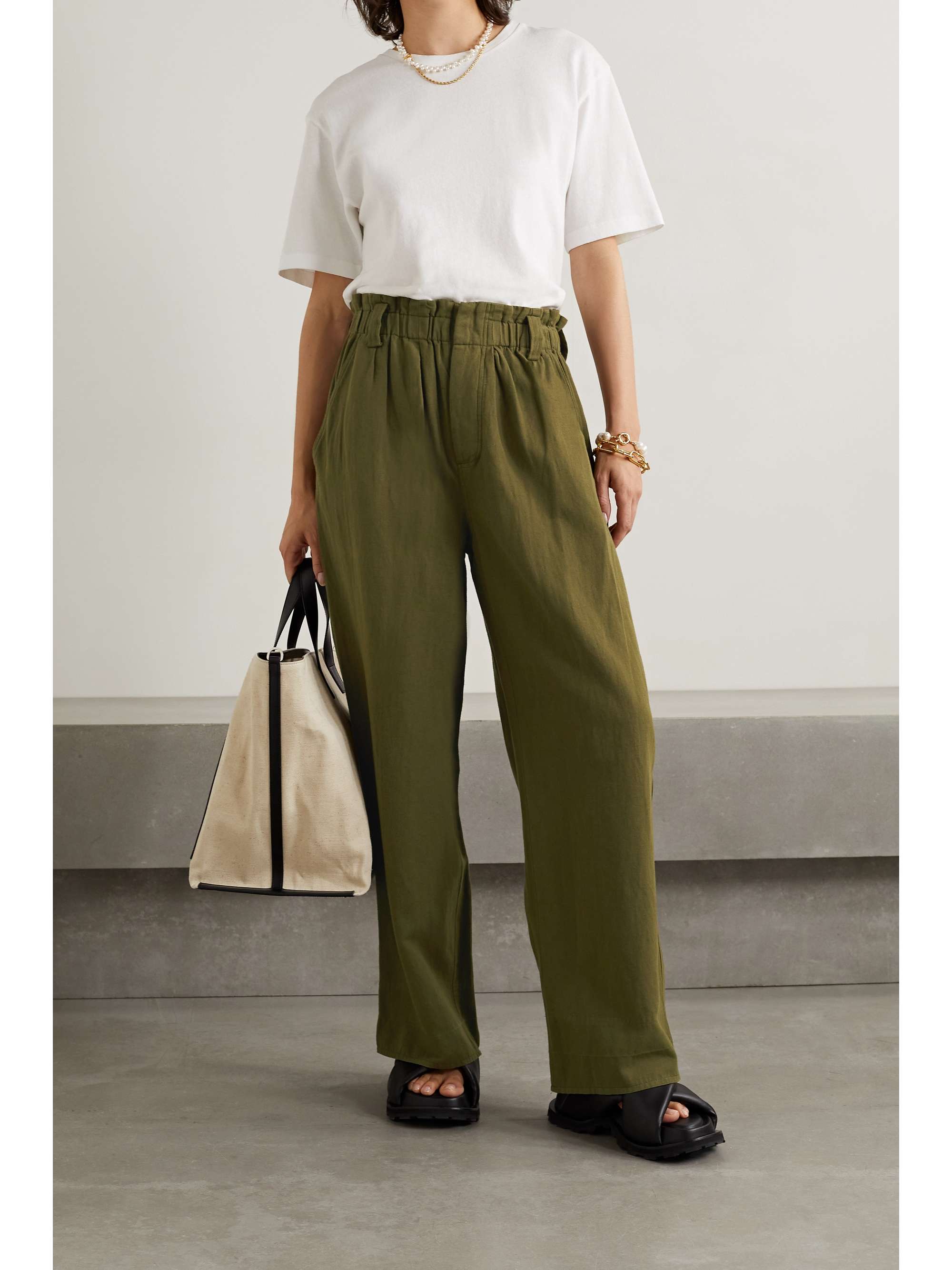 Army green Son Vida gathered linen and 