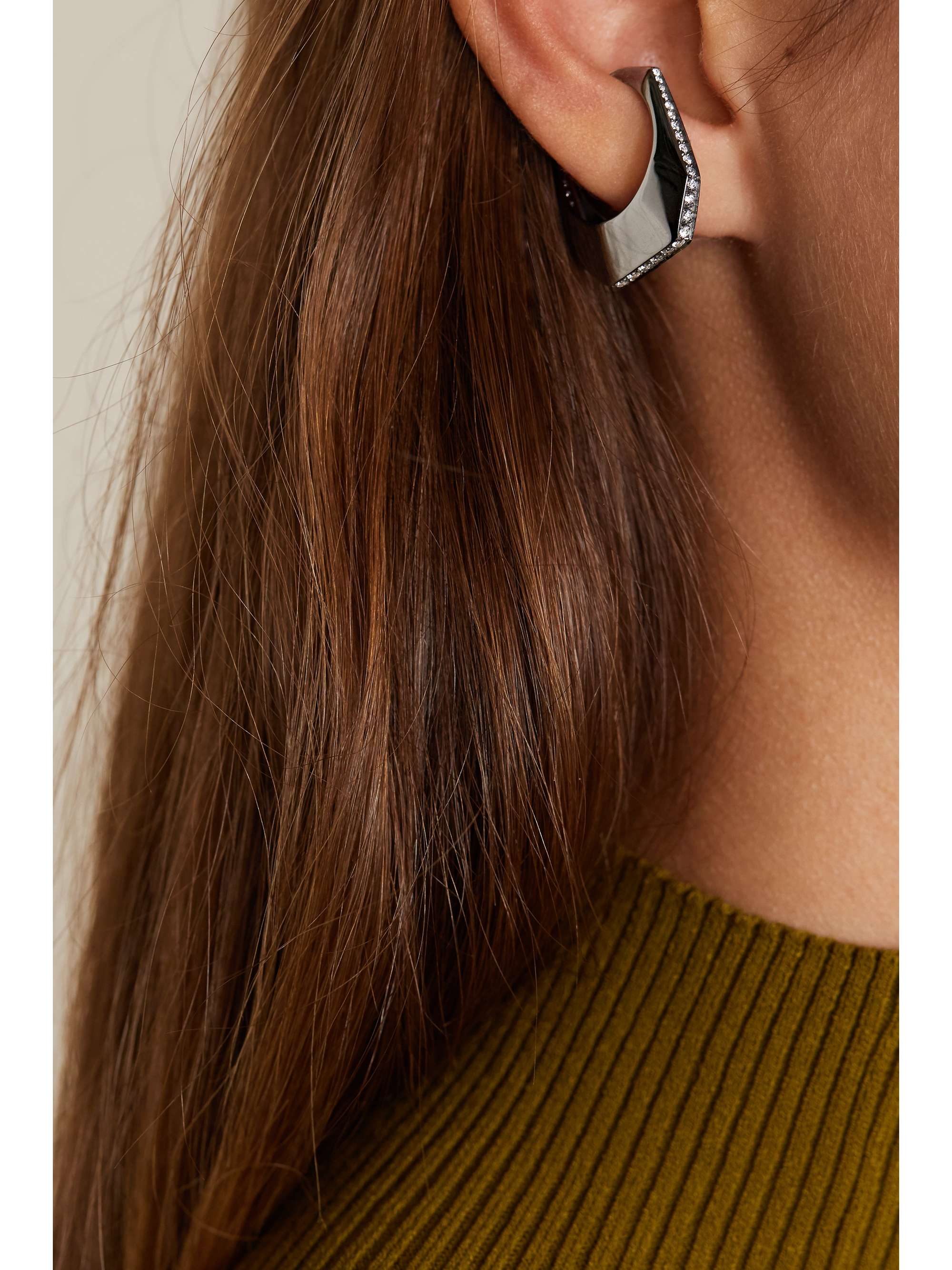 EÉRA Sabrina convertible 18-karat blackened white gold diamond ear cuff