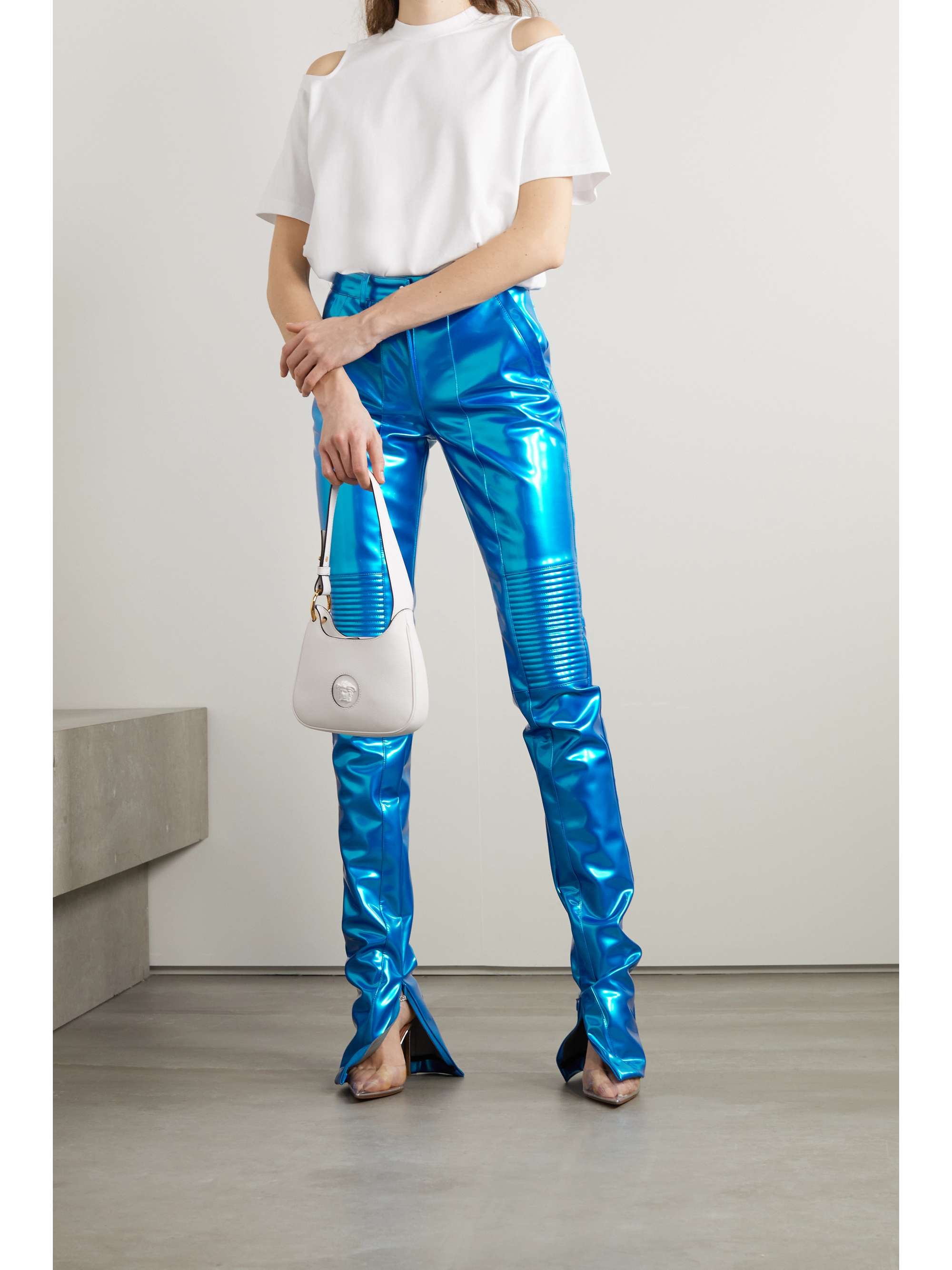 LAQUAN SMITH Hose mit schmalem Bein aus Latex in Metallic-Optik