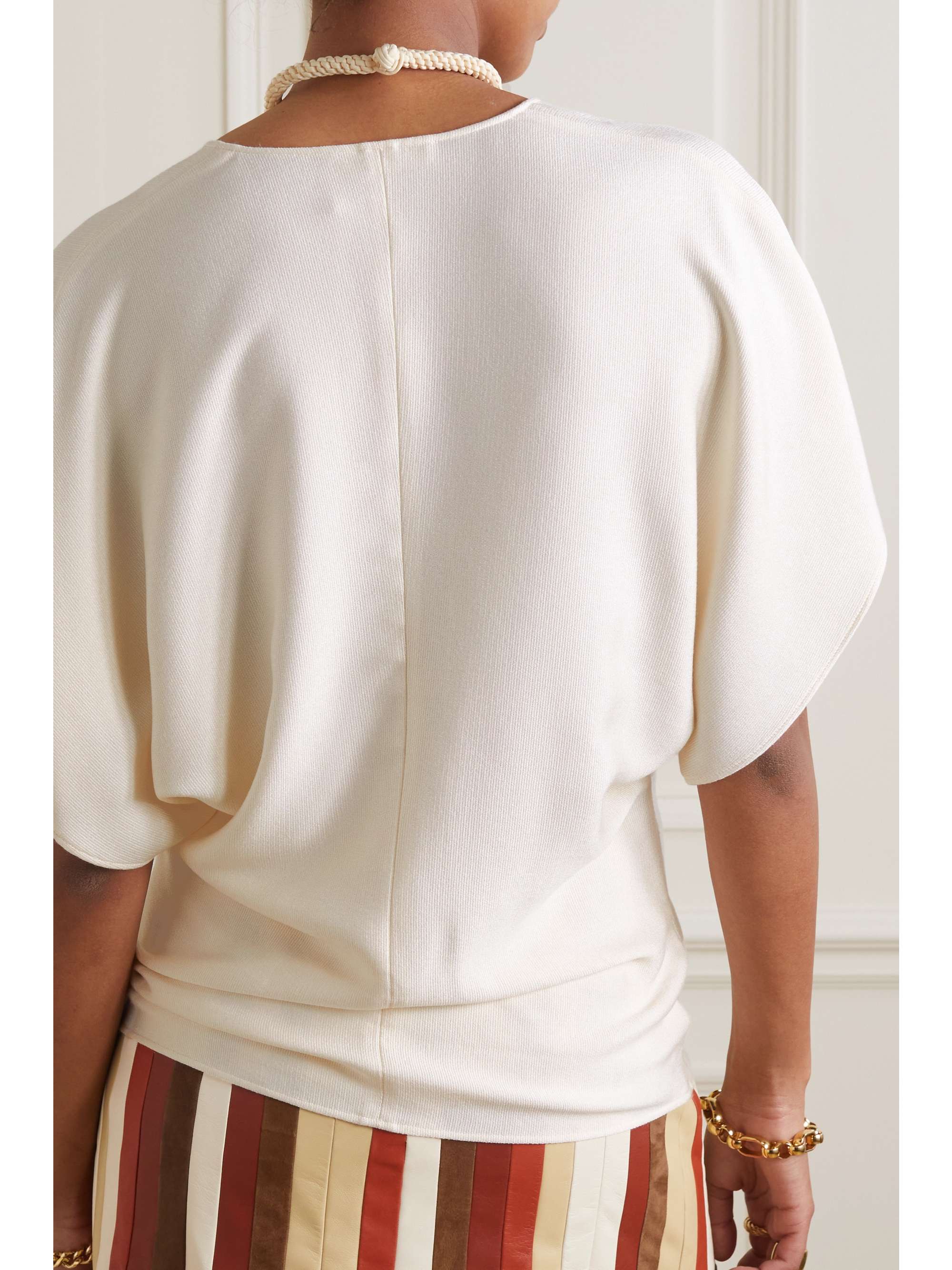 CHLOÉ Silk and cotton-blend top and mother-of-pearl necklace set