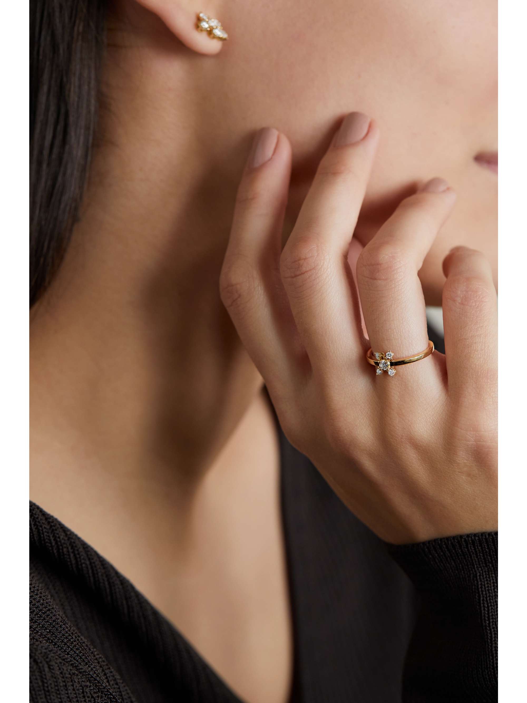 DELFINA DELETTREZ 18-karat gold diamond ring