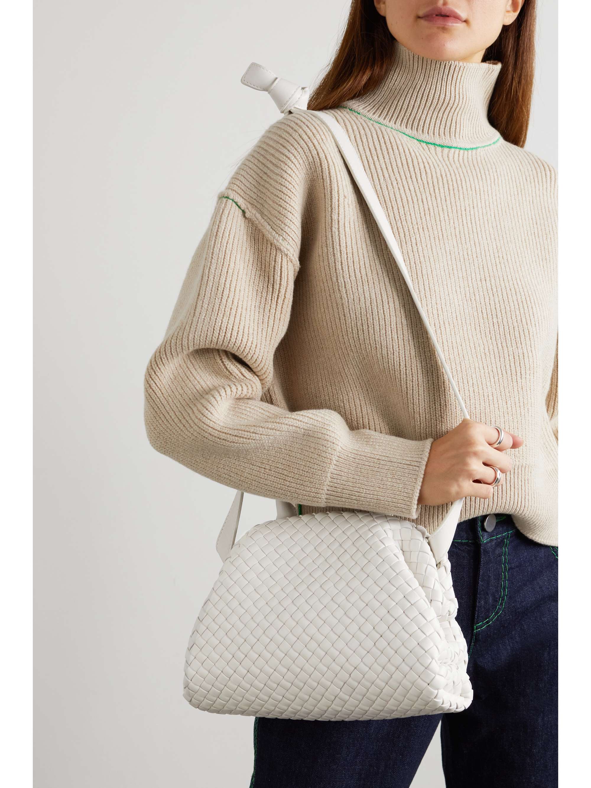 BOTTEGA VENETA The Handle small intrecciato leather tote