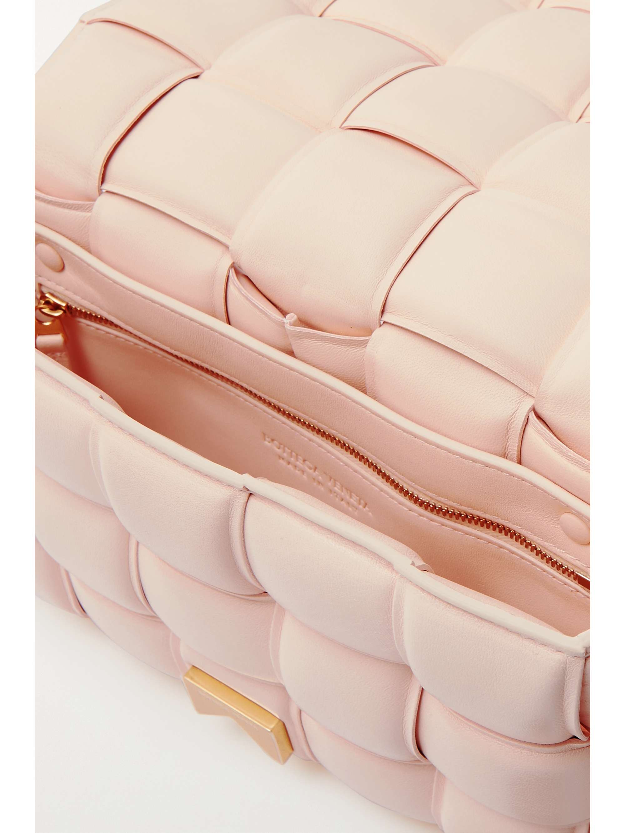 BOTTEGA VENETA Cassette padded intrecciato iridescent leather shoulder bag