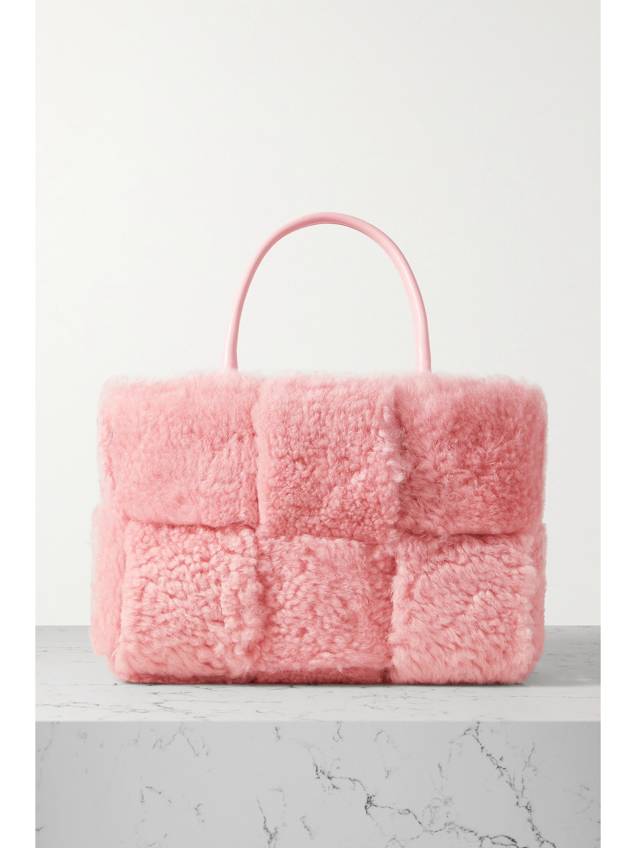 BOTTEGA VENETA ARCO SMALL LEATHER-TRIMMED INTRECCIATO SHEARLING TOTE