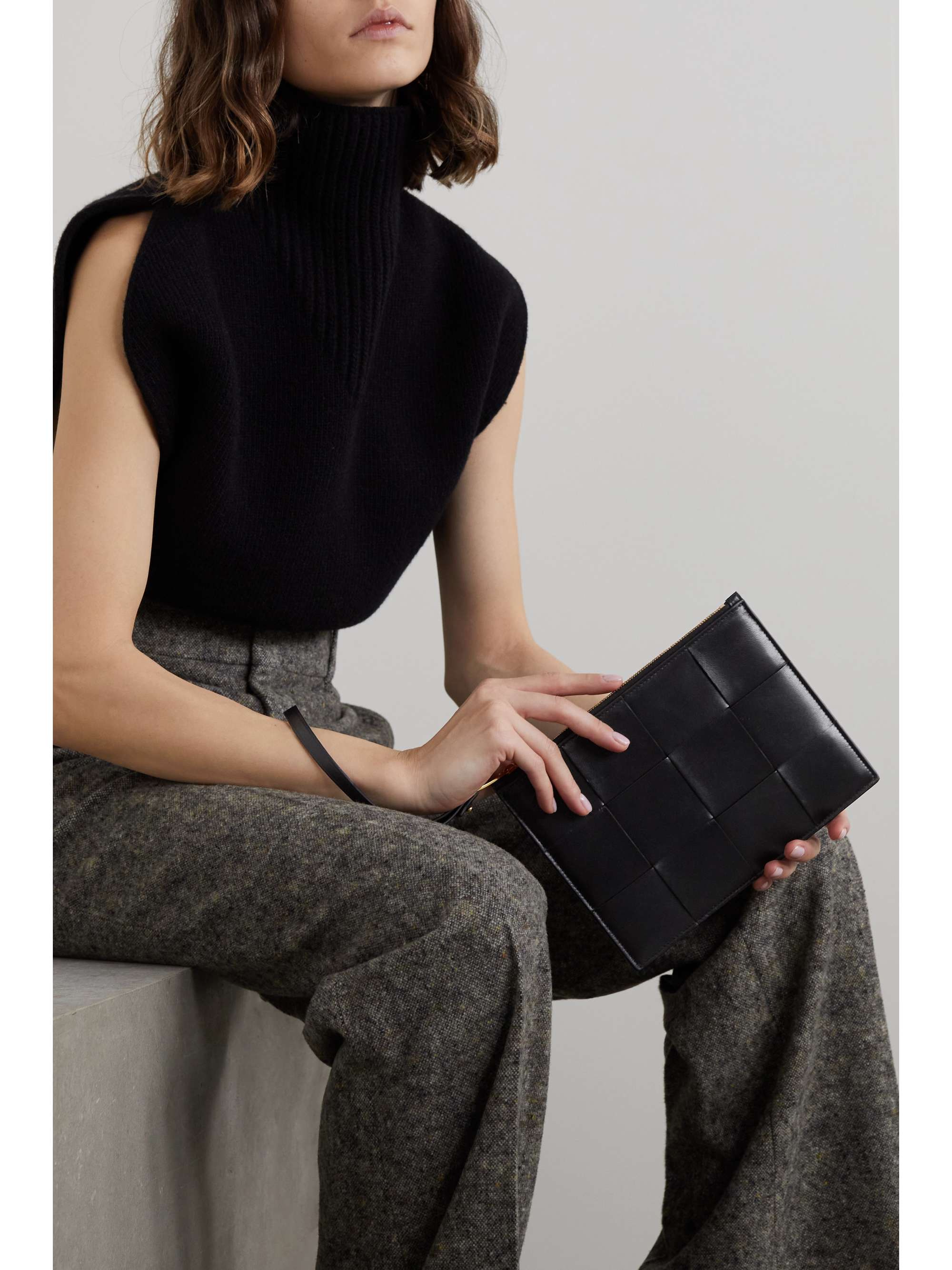 bottega veneta leather pouch