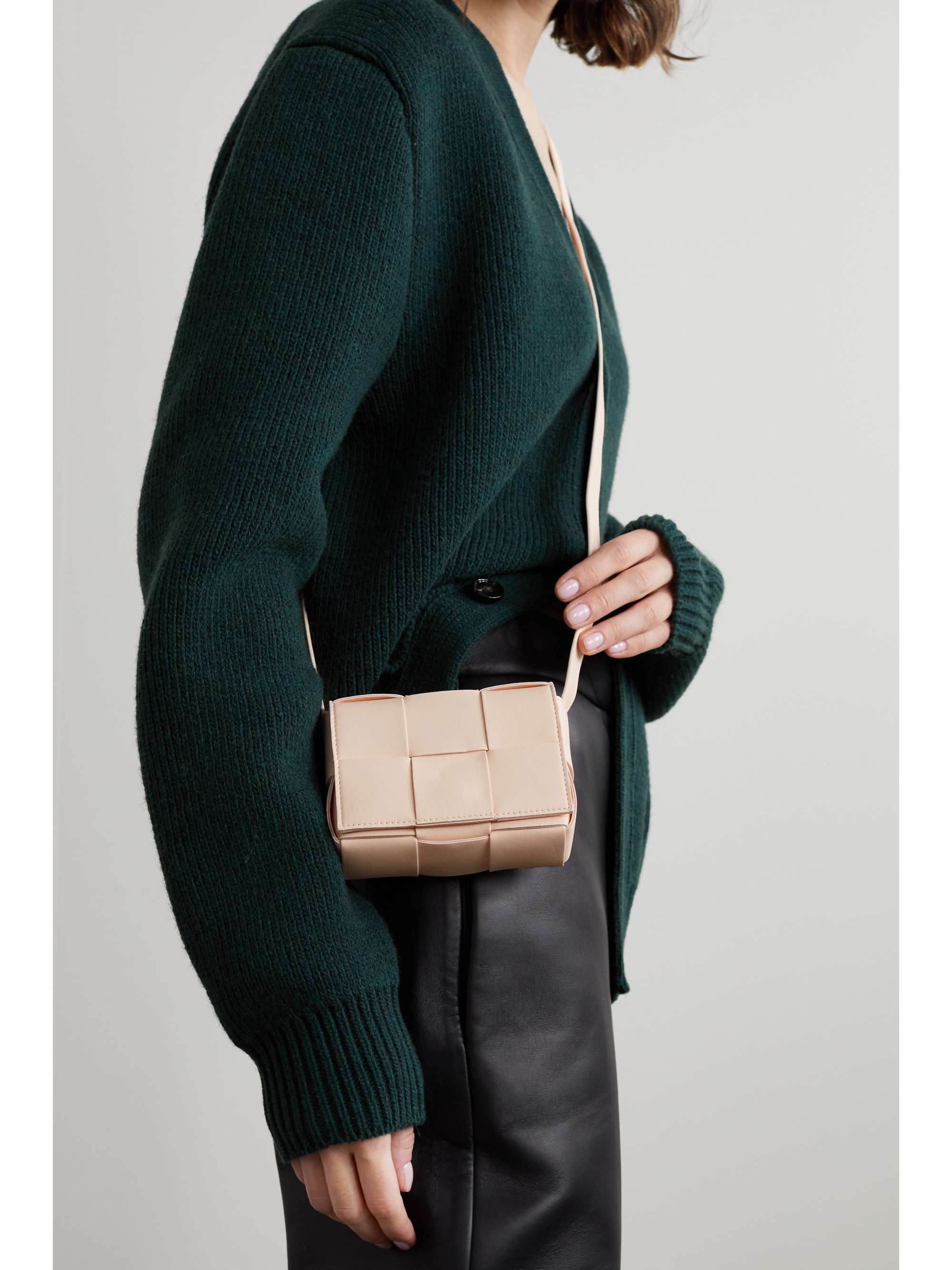 chanel coco cabas tote