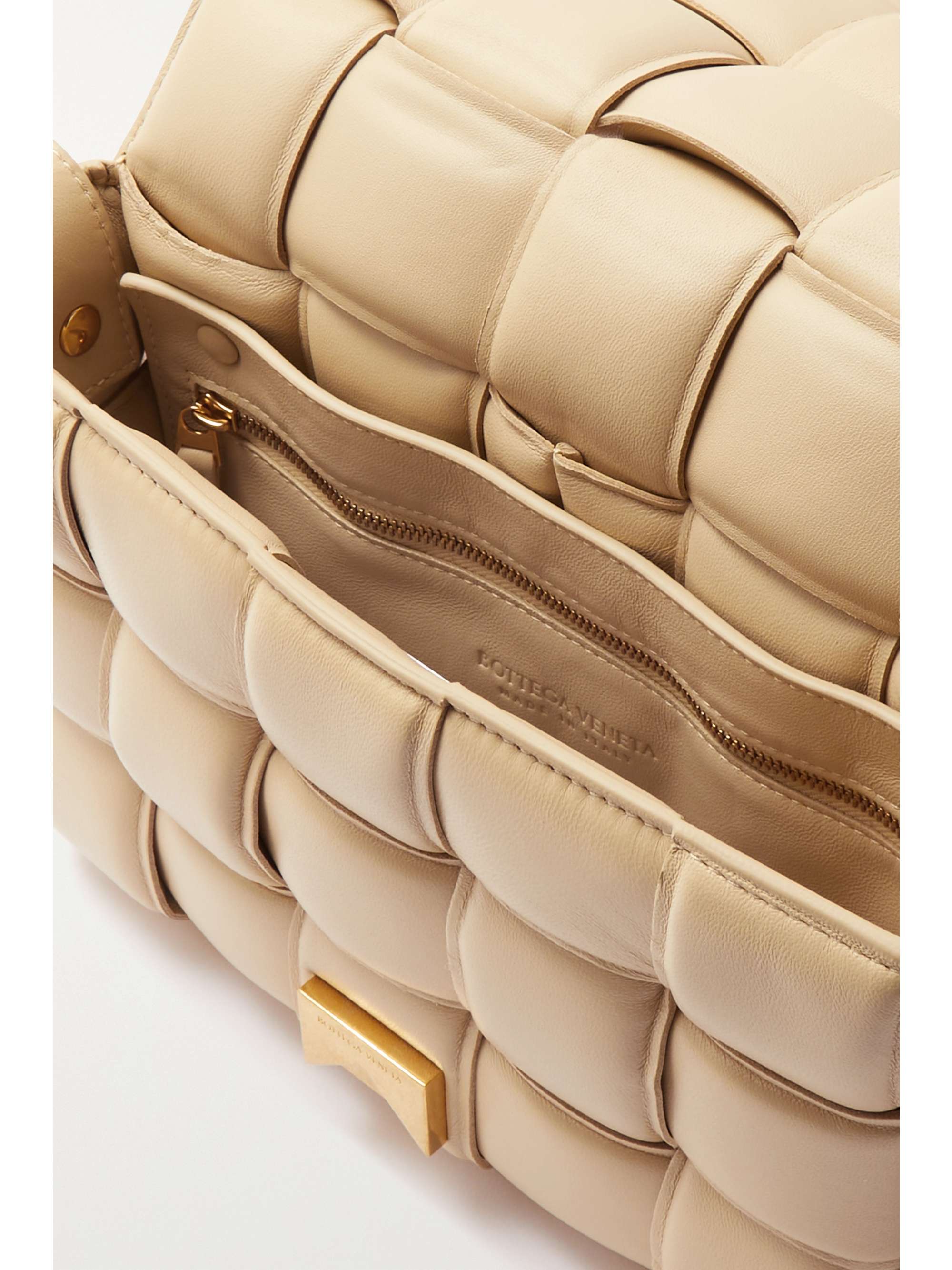 BOTTEGA VENETA Cassette padded intrecciato iridescent leather shoulder bag