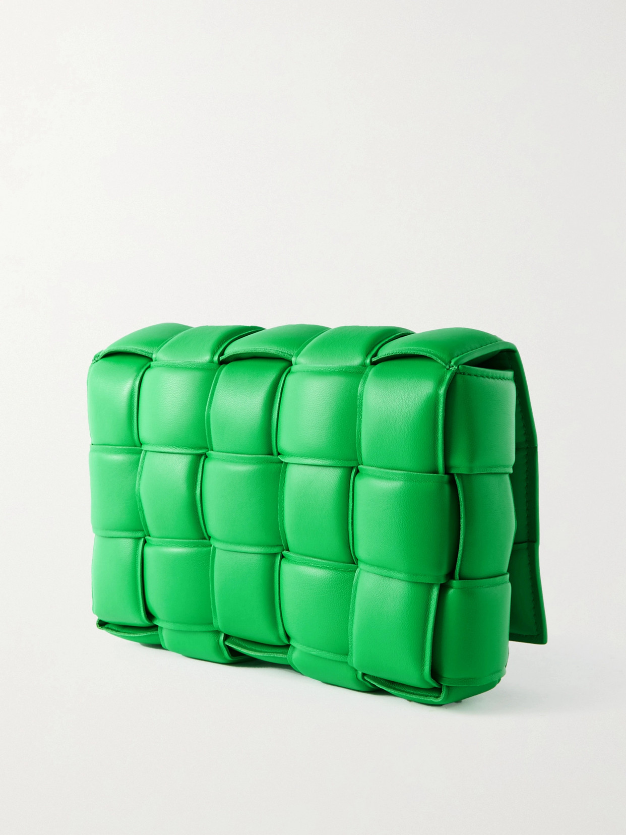Bottega Veneta Cassette Padded Intrecciato Leather Shoulder Bag In Green