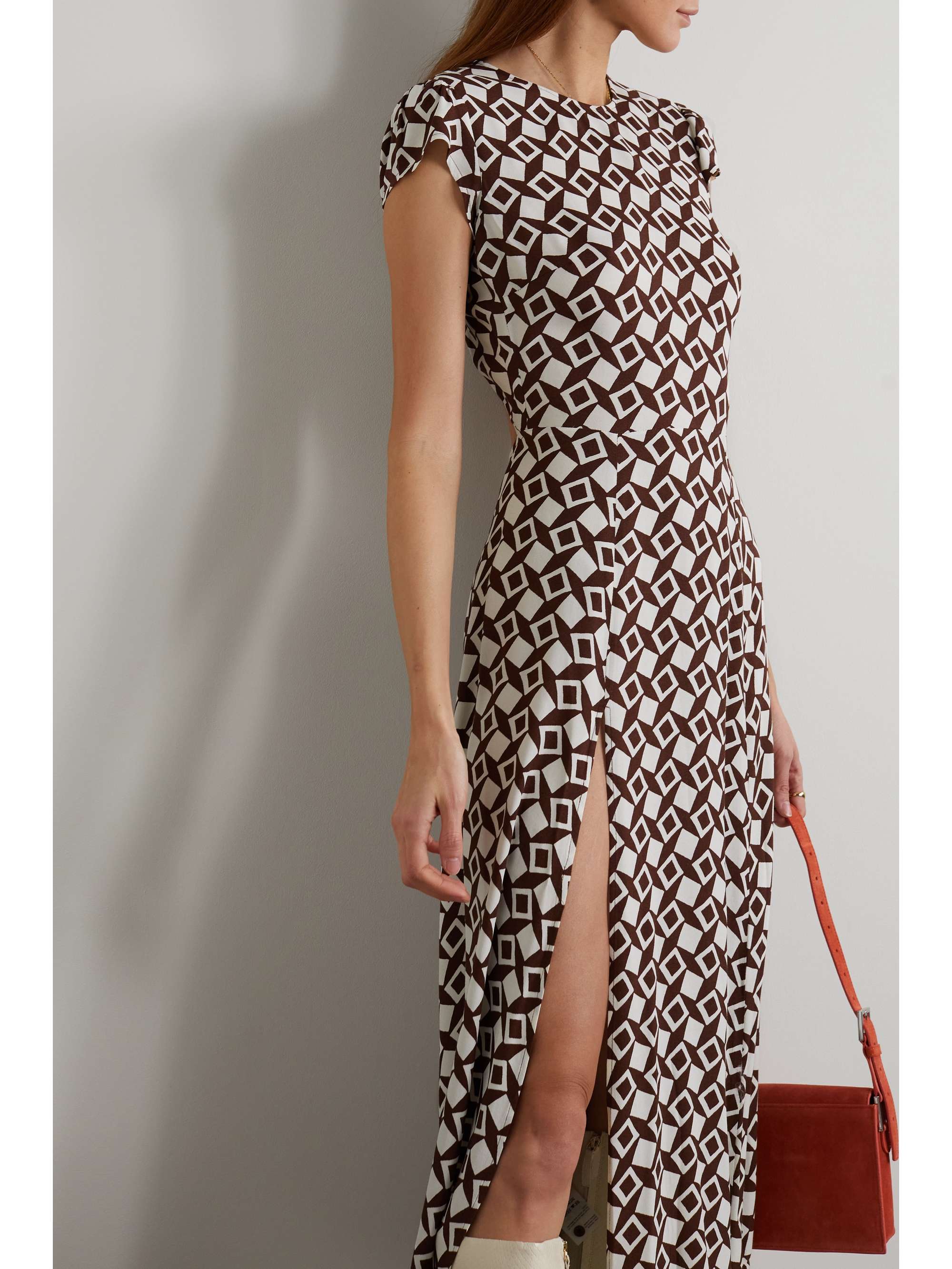 NET SUSTAIN Gavin cutout printed crepe 