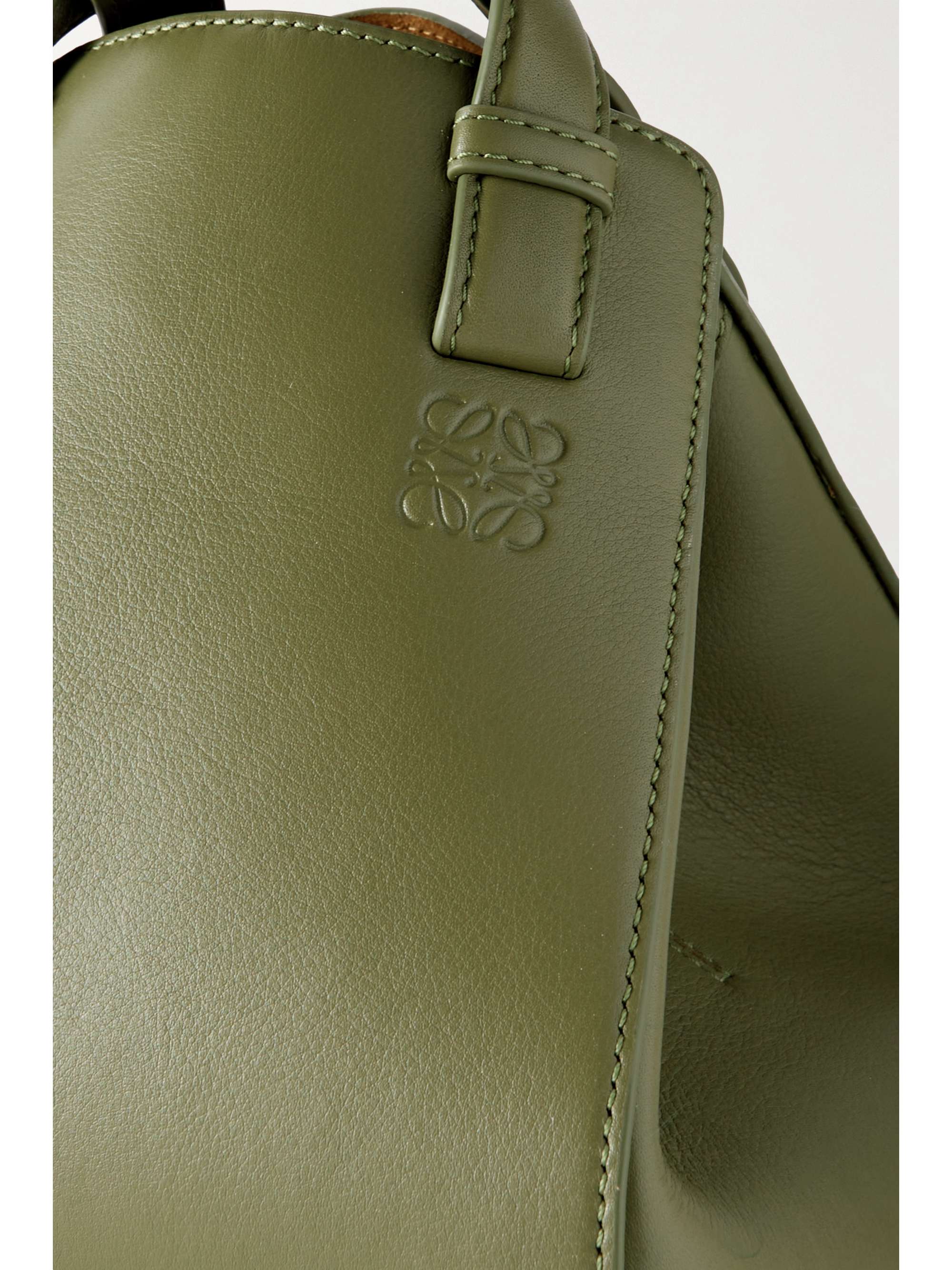 LOEWE Sac à main en cuir Hammock Nugget Small