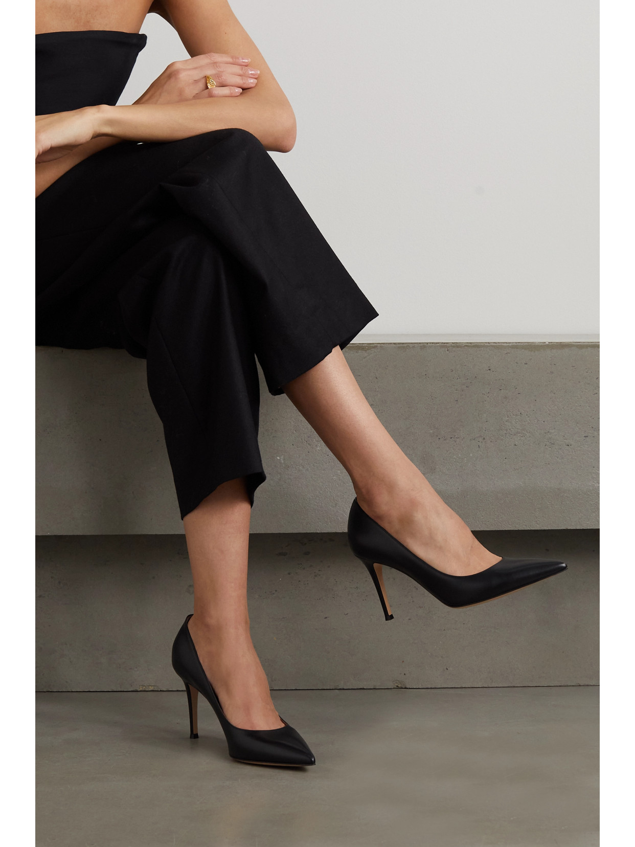 Shop Gianvito Rossi 85 Leather Pumps In Black