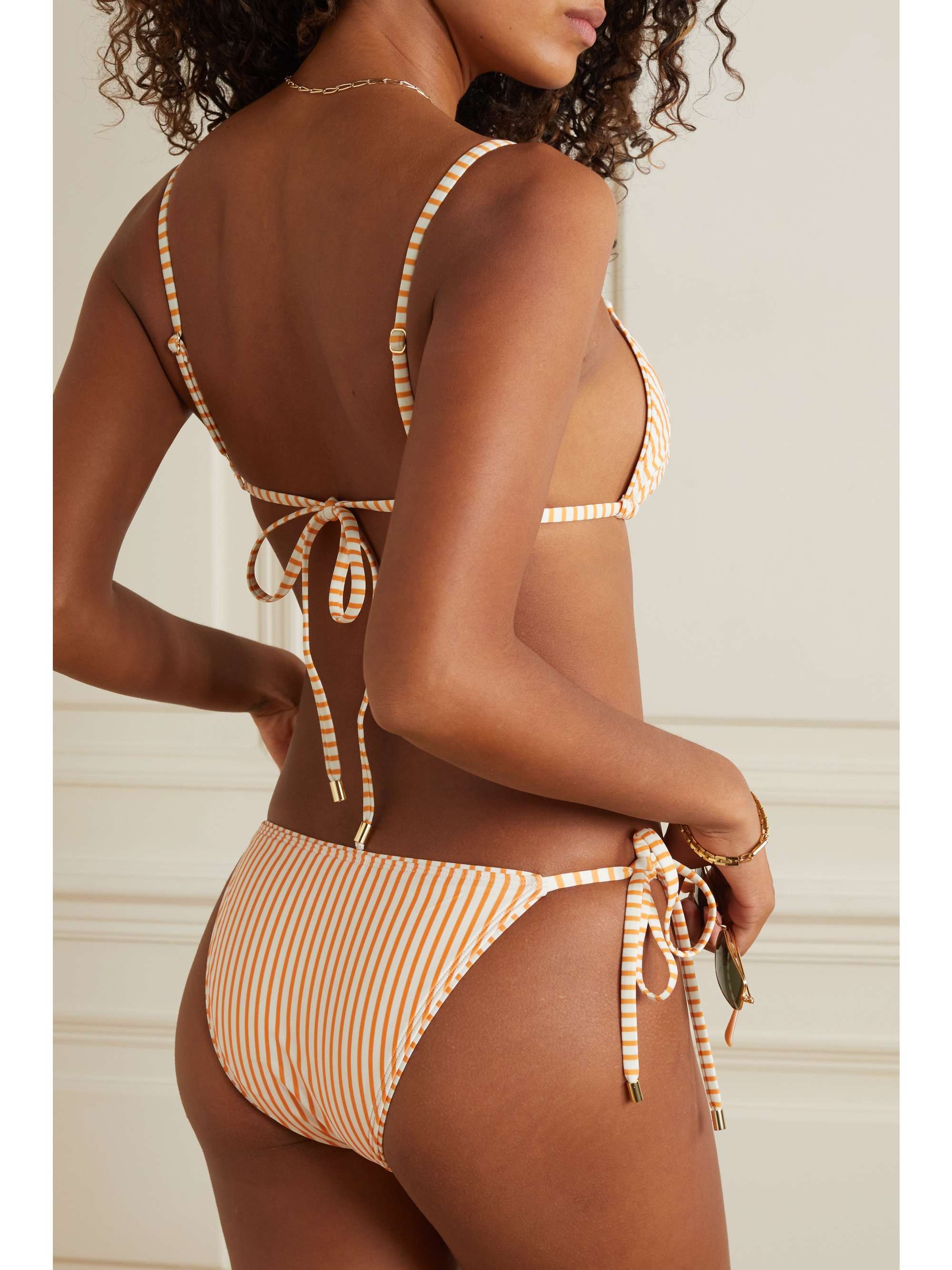 PEONY + NET SUSTAIN Bikini-Höschen aus gestreiftem Stretch-ECONYL®