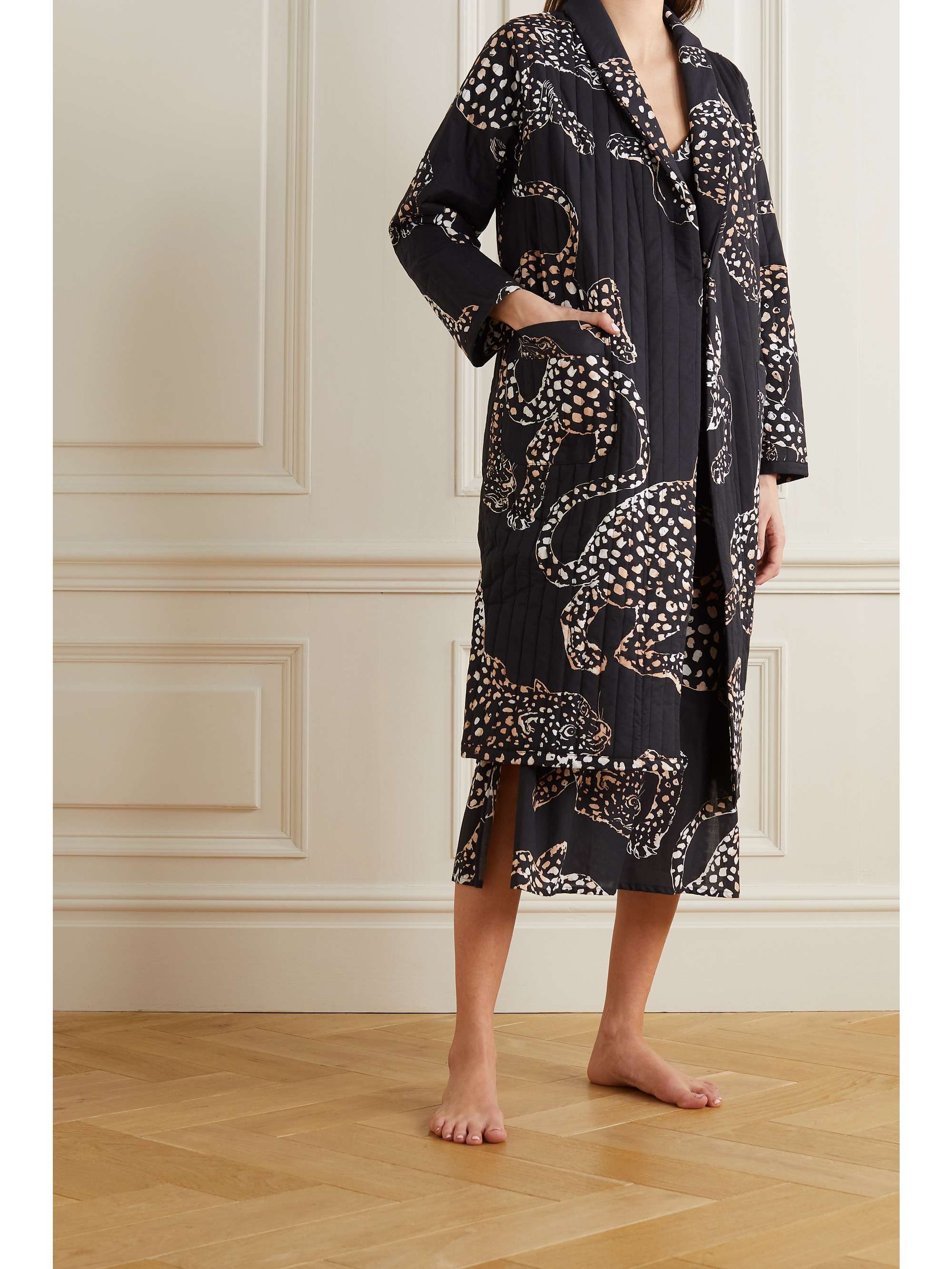 DESMOND & DEMPSEY Jag belted quilted printed voile robe