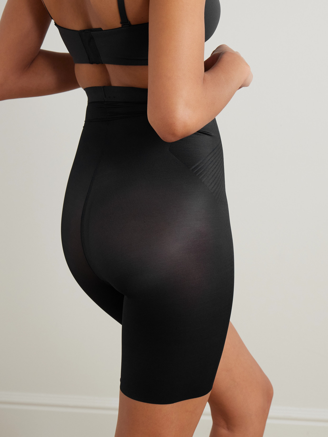 Spanx Thinstincts 2.0 High-rise Shorts In Black