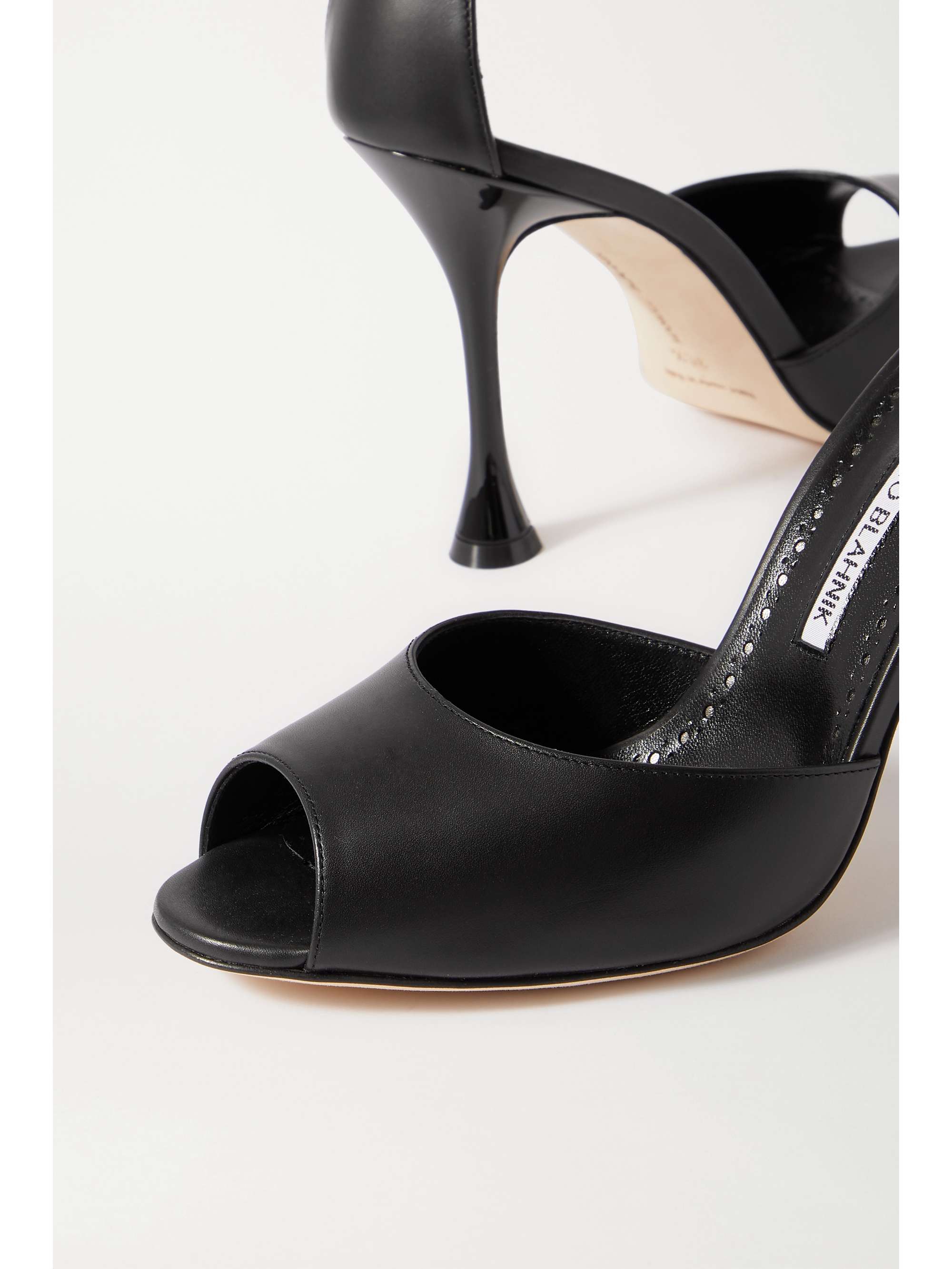 MANOLO BLAHNIK Fombra 105 chain-embellished leather sandals