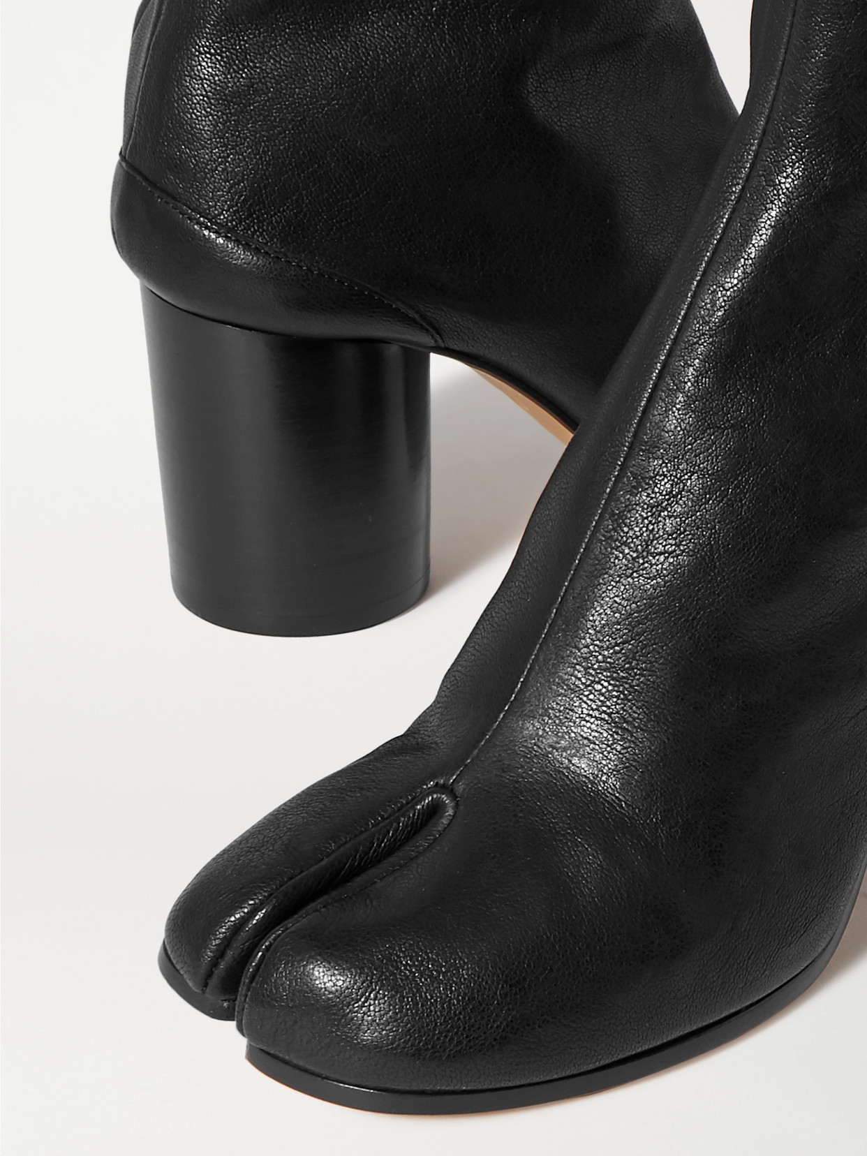 Shop Maison Margiela Tabi Split-toe Leather Ankle Boots In Black