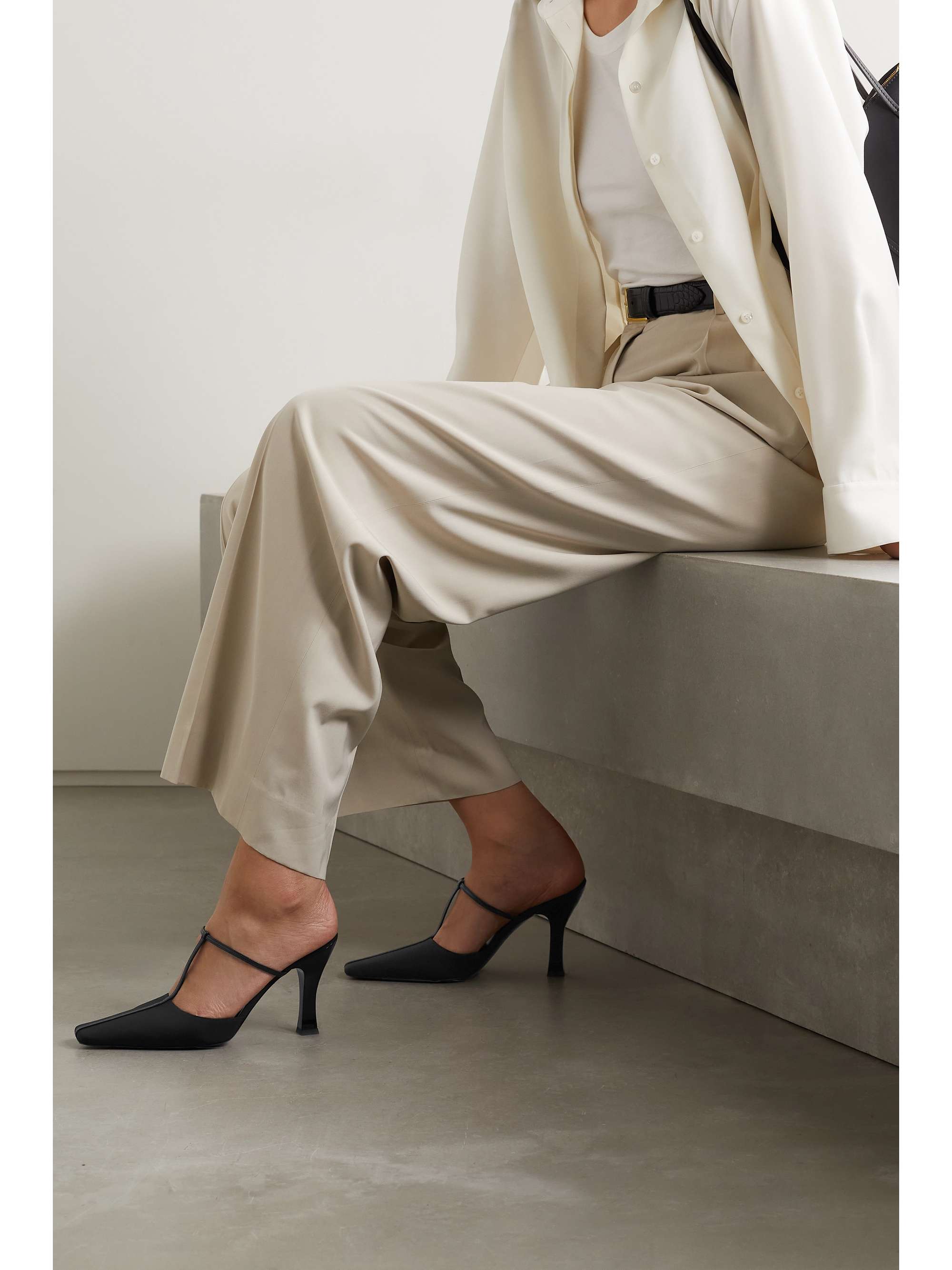 Office leather trimmed shell mules black IT37.5