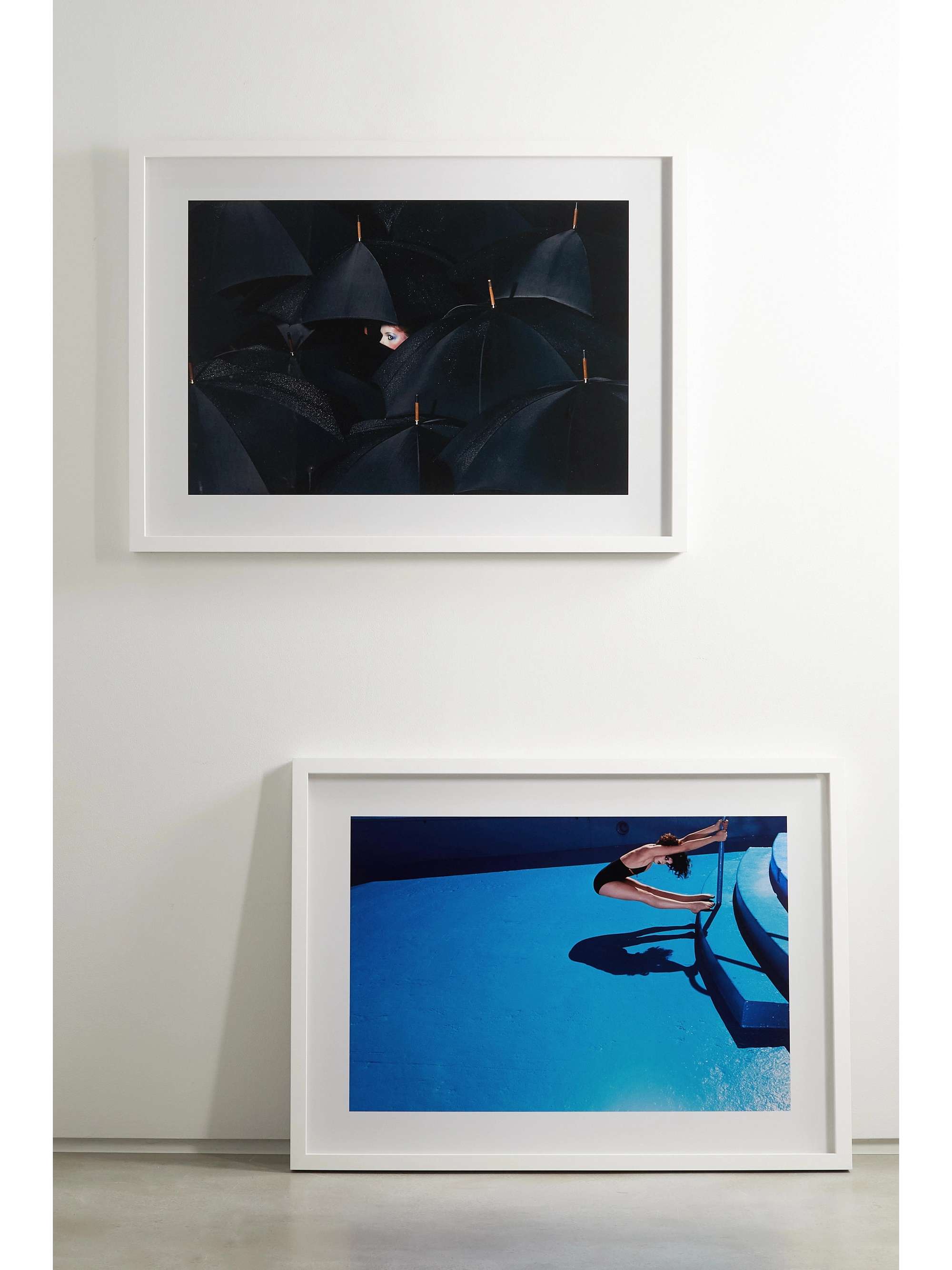 AP8 Guy Bourdin framed print, 40'' x 29''