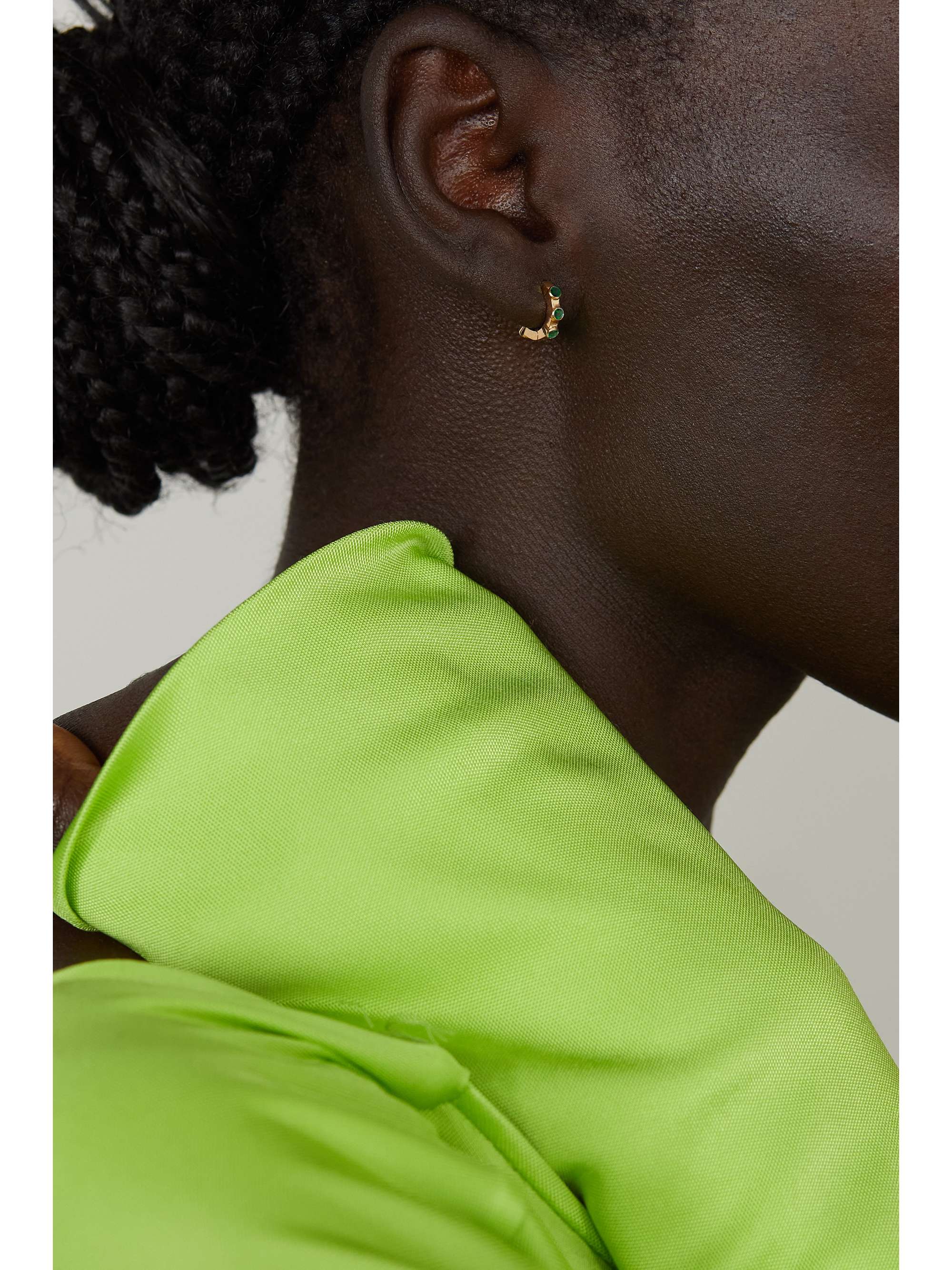 ILEANA MAKRI Stepping Stone 18-karat gold, emerald and diamond hoop earrings