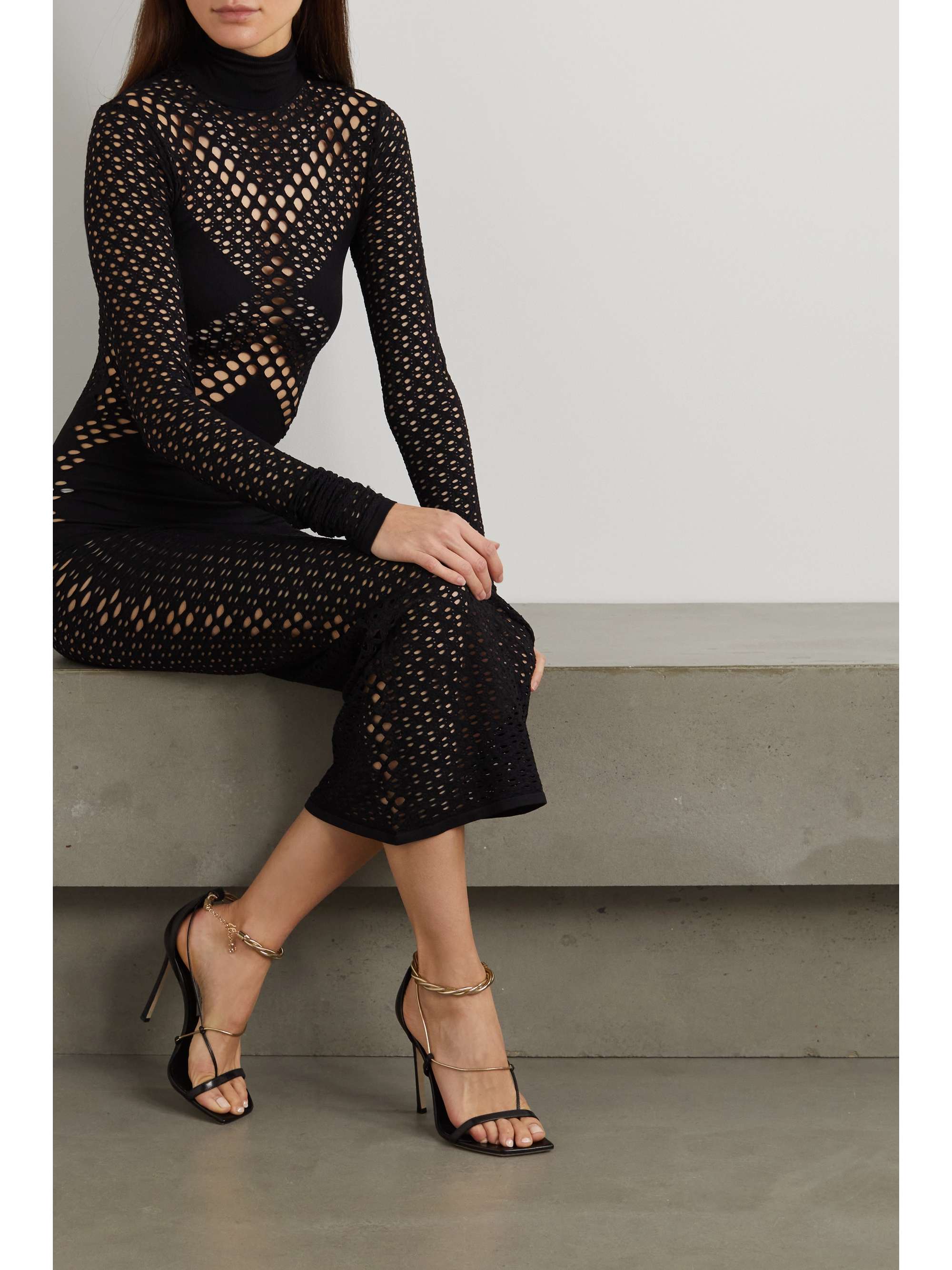 JIMMY CHOO Oriana 110 带缀饰拧绕式缎布凉鞋