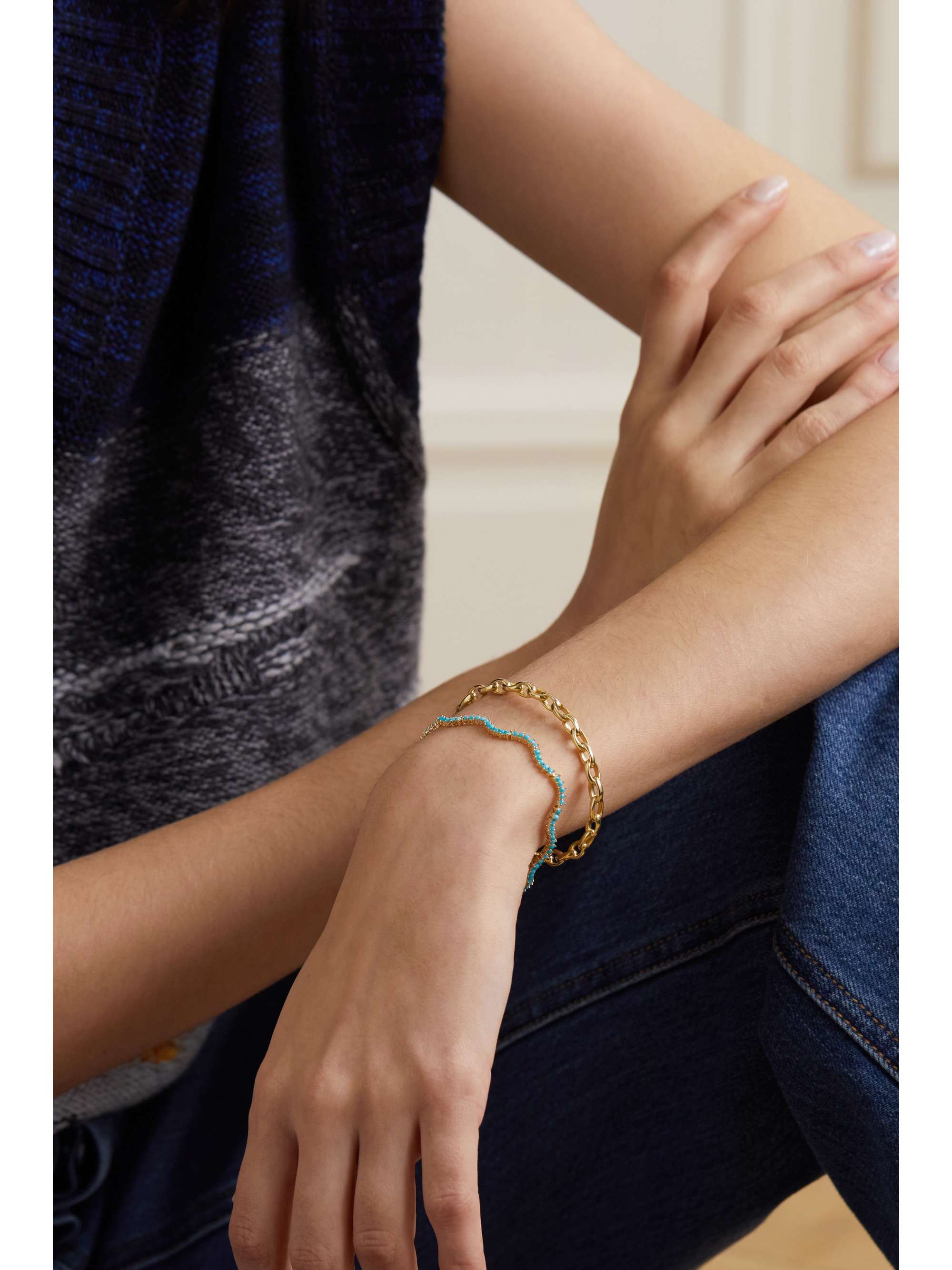 Wave 18-karat gold turquoise bracelet