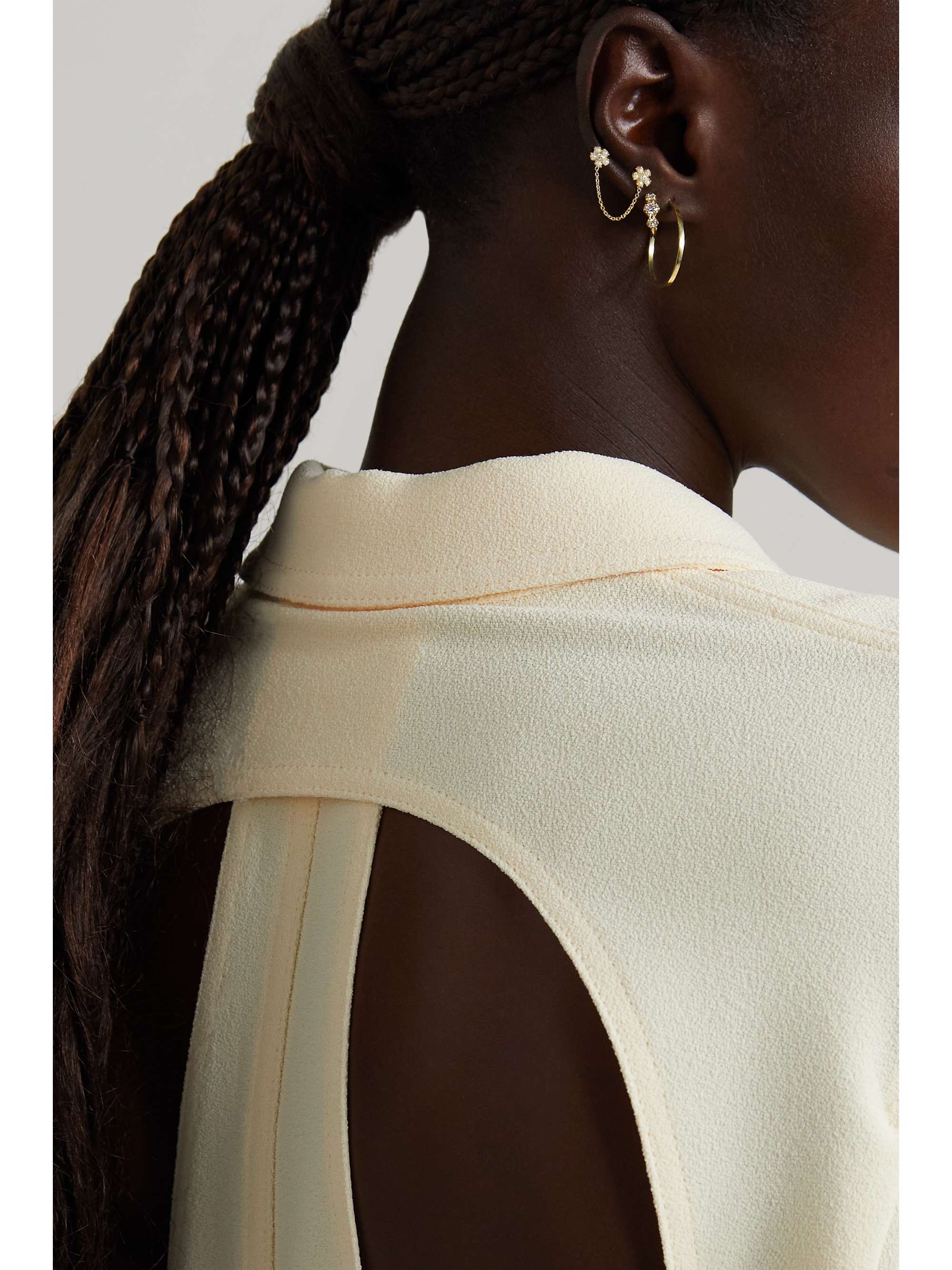 JENNIFER MEYER Flower 18-karat gold, pearl and diamond earring