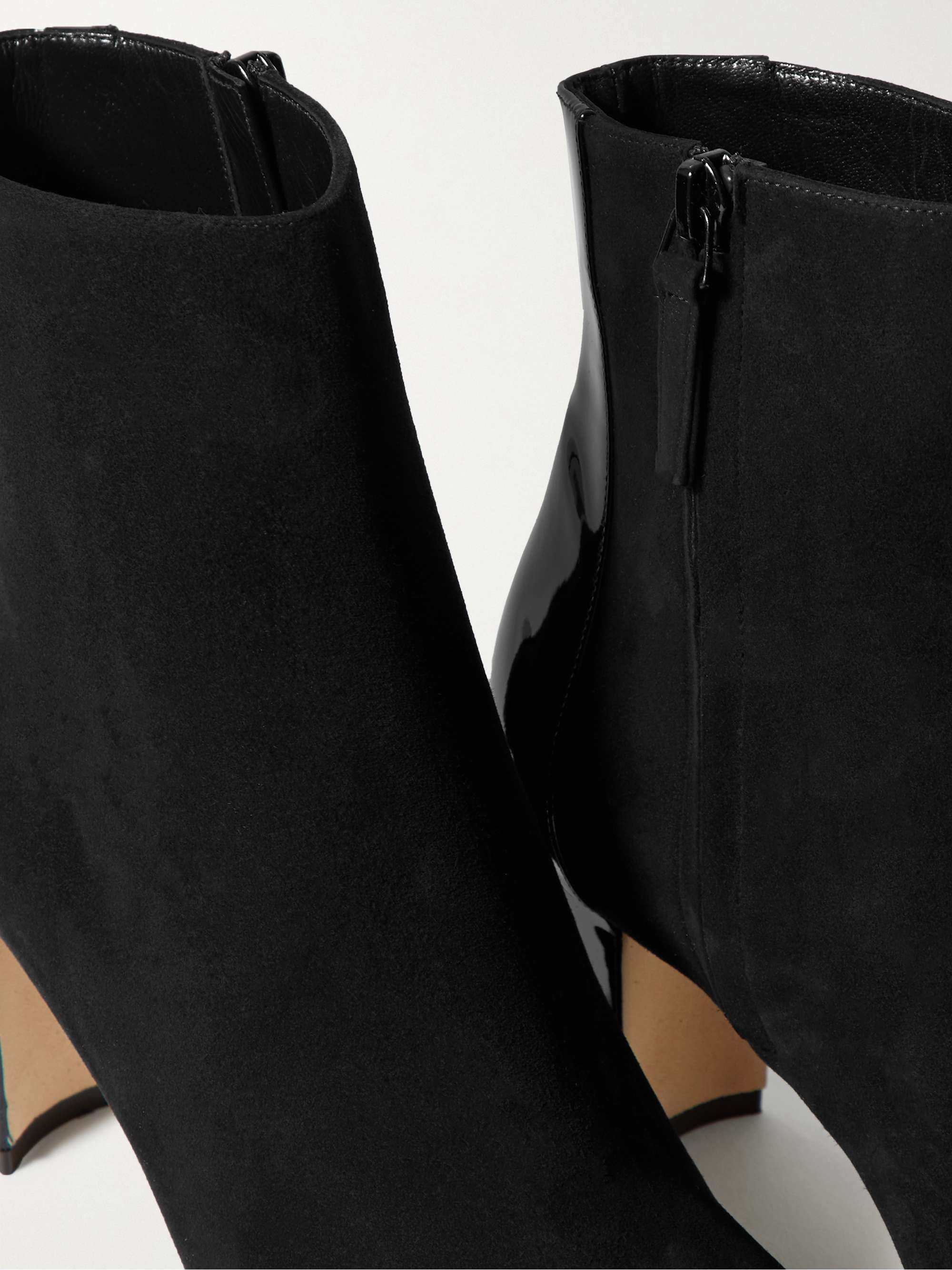 MANOLO BLAHNIK 