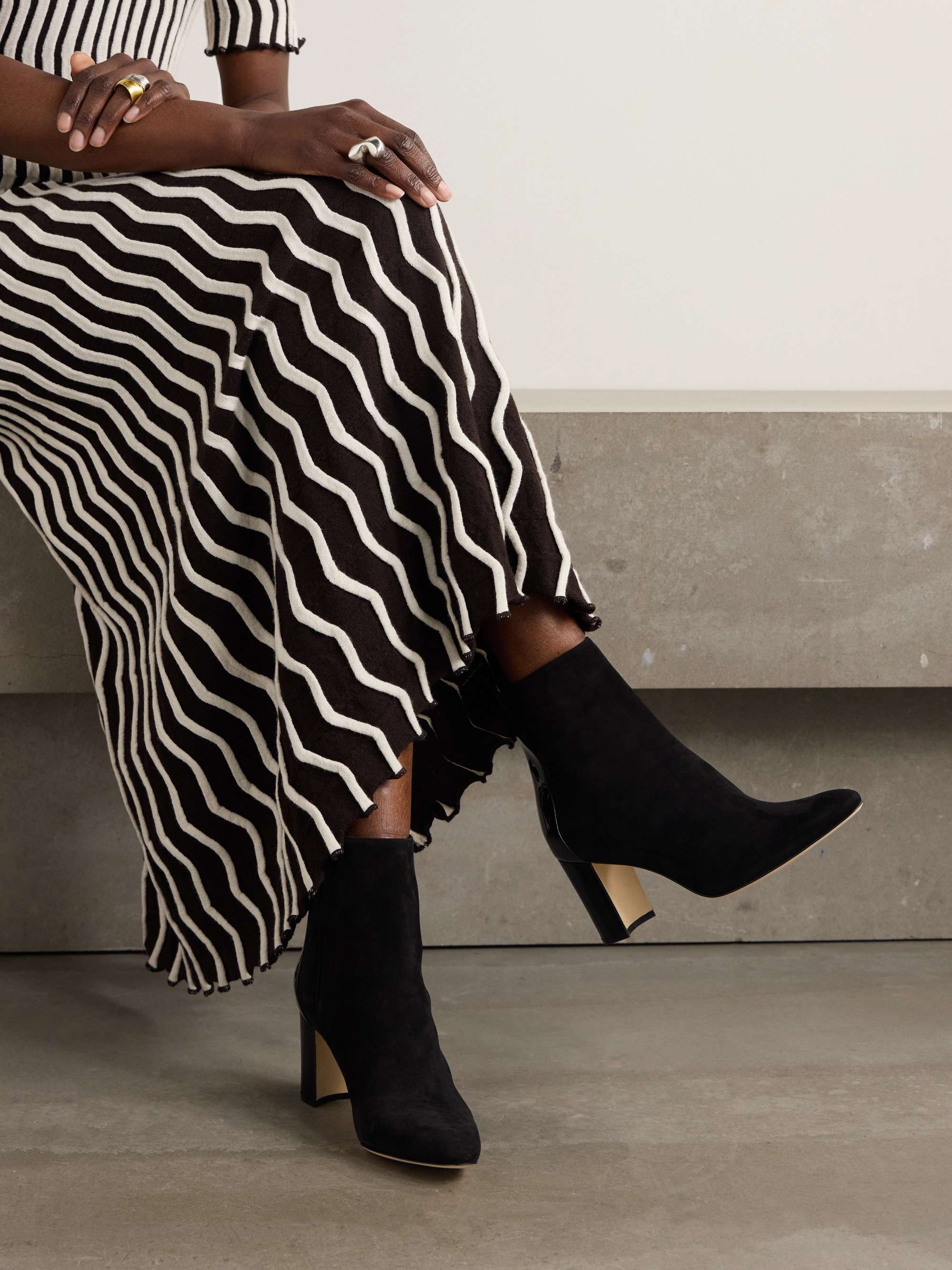 MANOLO BLAHNIK 