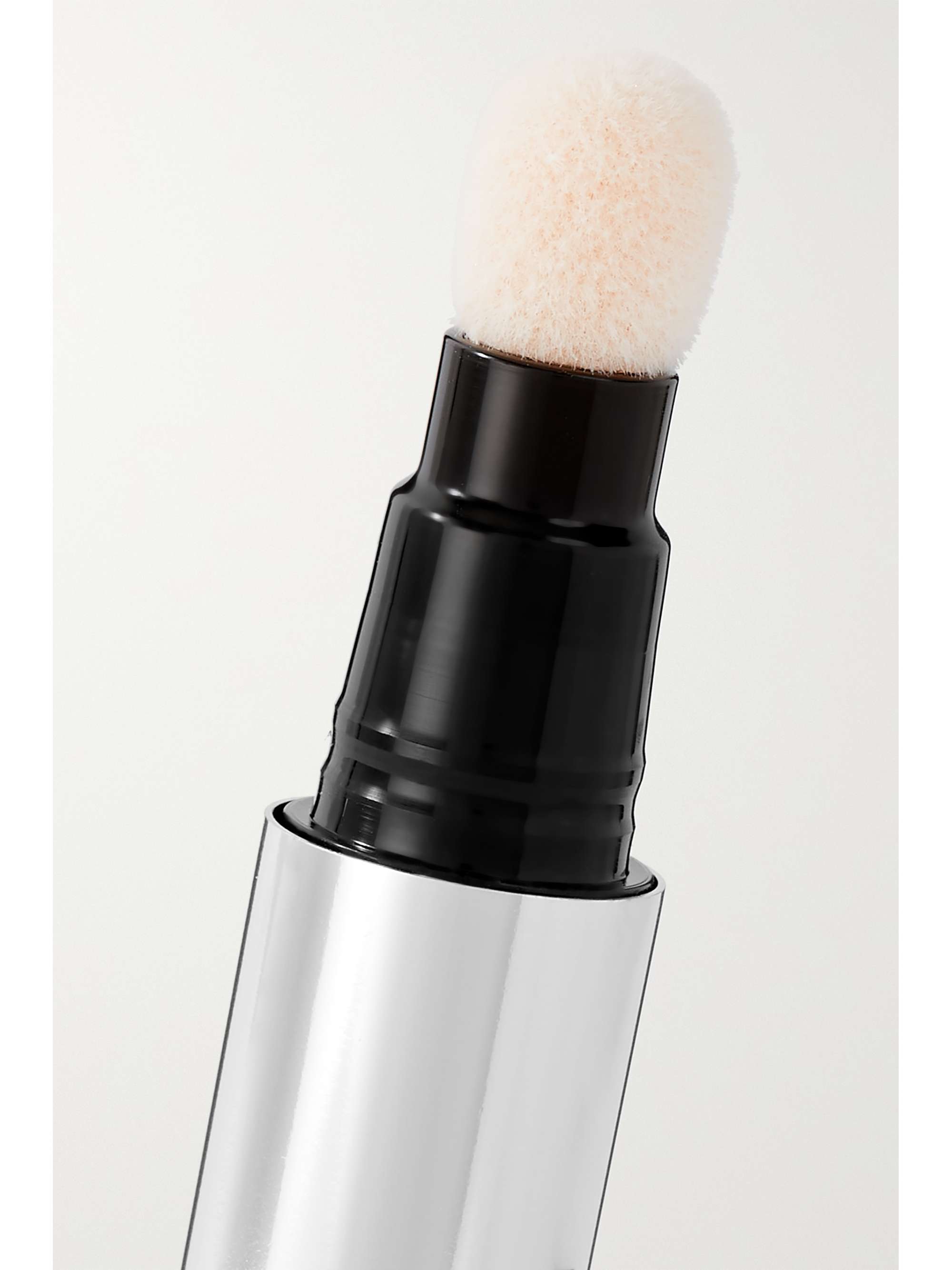 SISLEY PARIS Stylo Lumière – 5 Warm Almond – Highlighter
