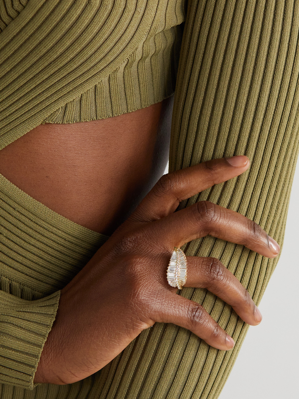 Anita Ko Palm Leaf 18-karat Gold Diamond Ring In Gold